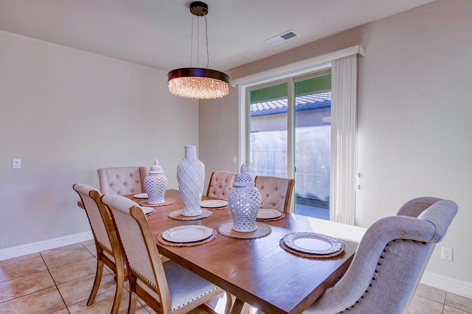 1728 E Green Sage Ave, Fresno, CA 93730