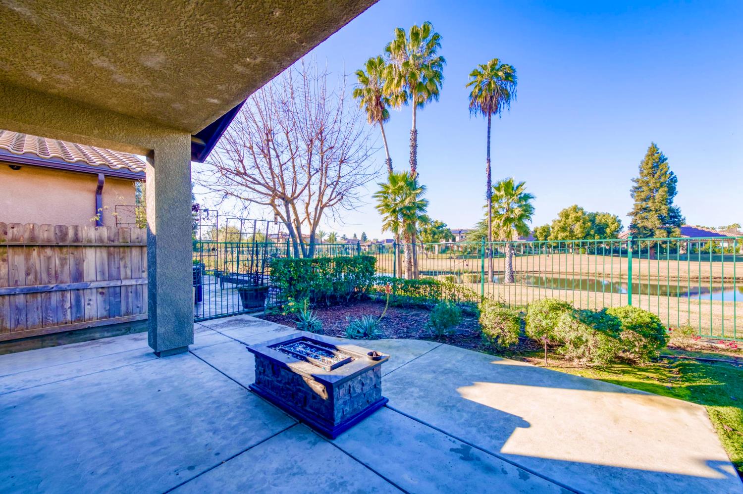 1728 E Green Sage Ave, Fresno, CA 93730