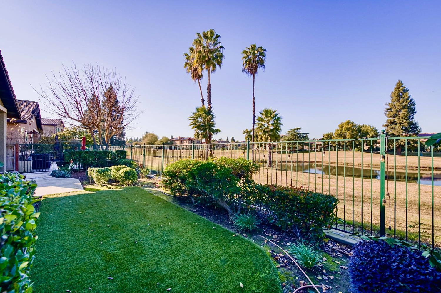 1728 E Green Sage Ave, Fresno, CA 93730