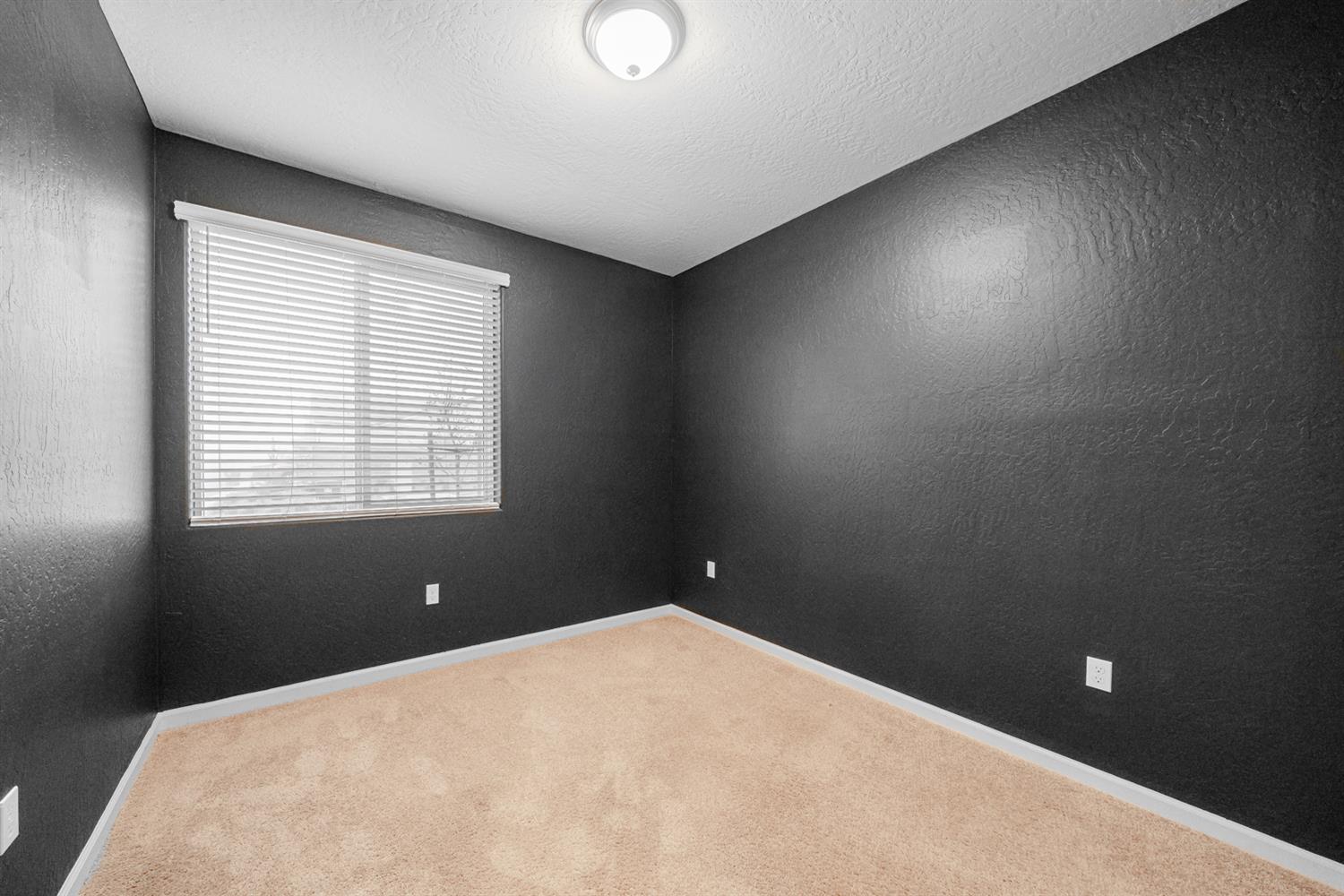 141 Reunion Way S, Madera, CA 93636