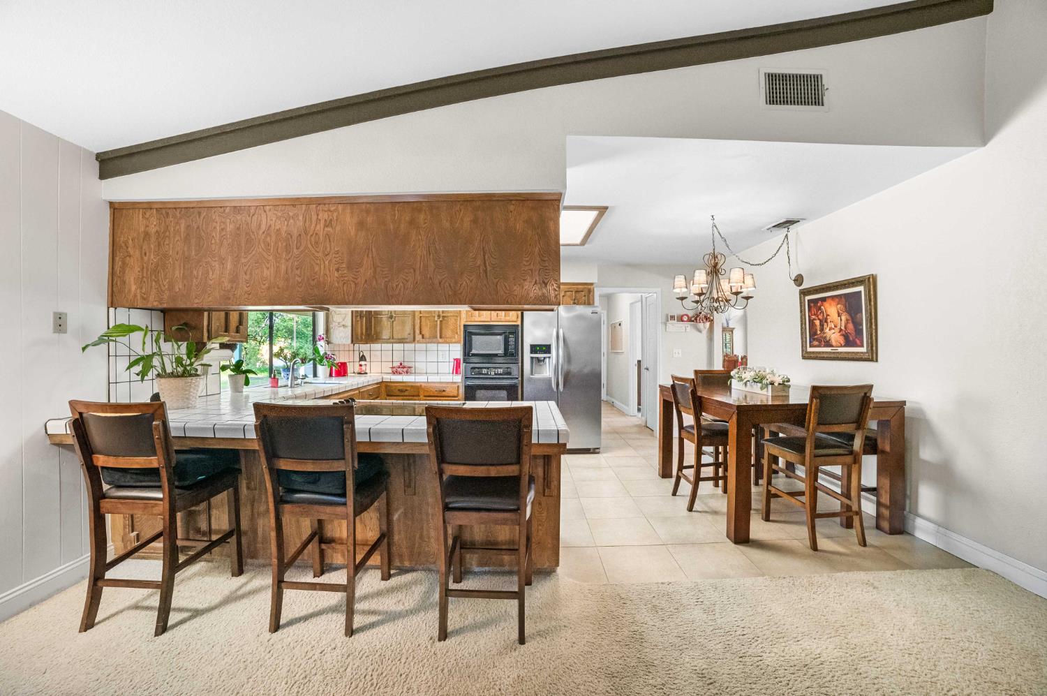 9193 N Fowler Ave, Clovis, CA 93619