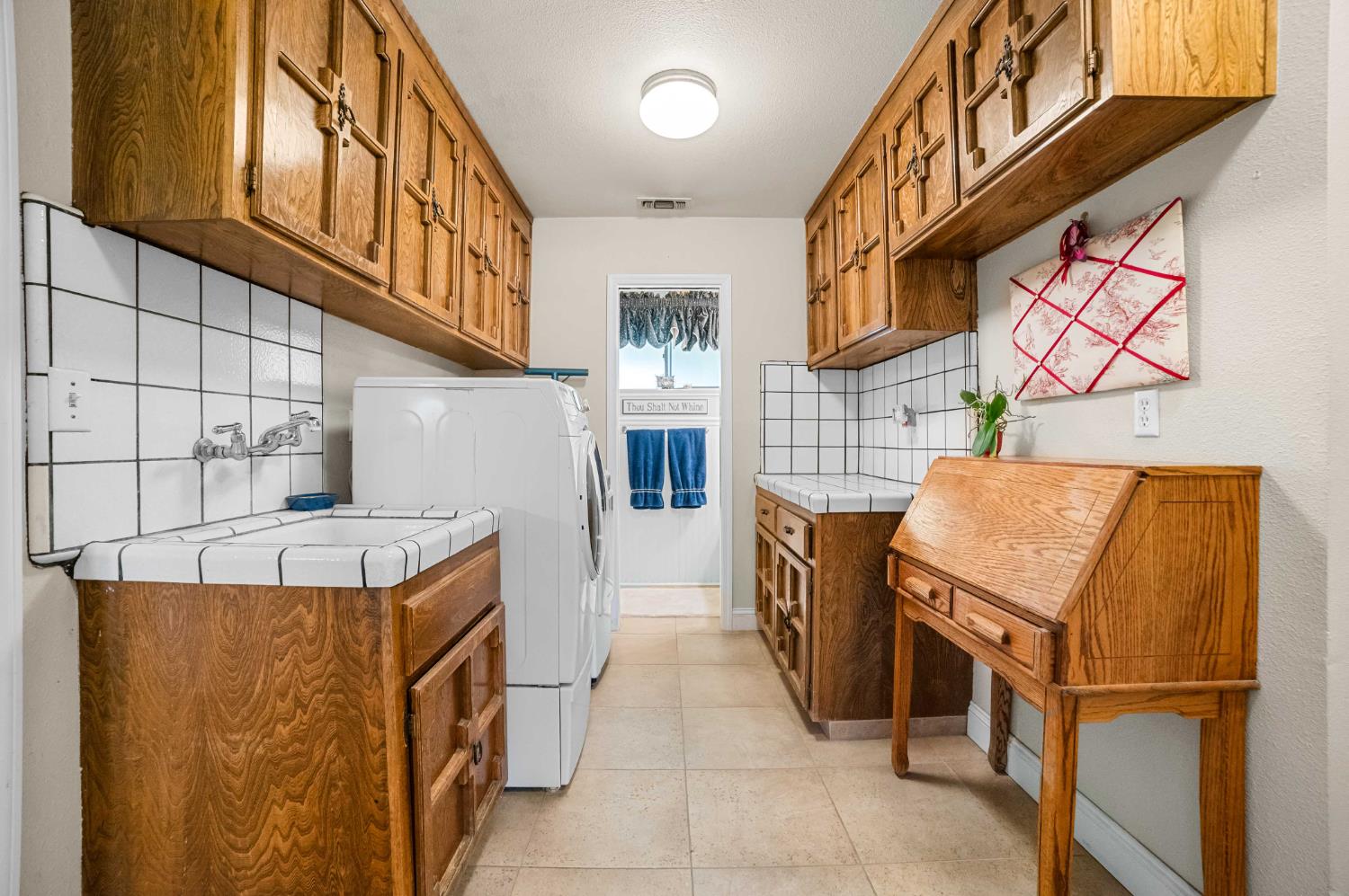 9193 N Fowler Ave, Clovis, CA 93619