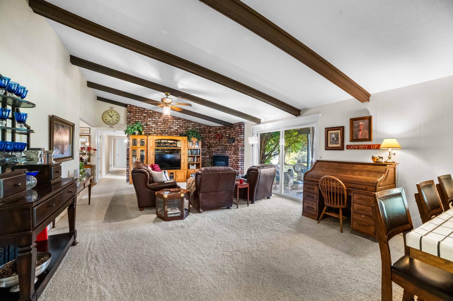 9193 N Fowler Ave, Clovis, CA 93619