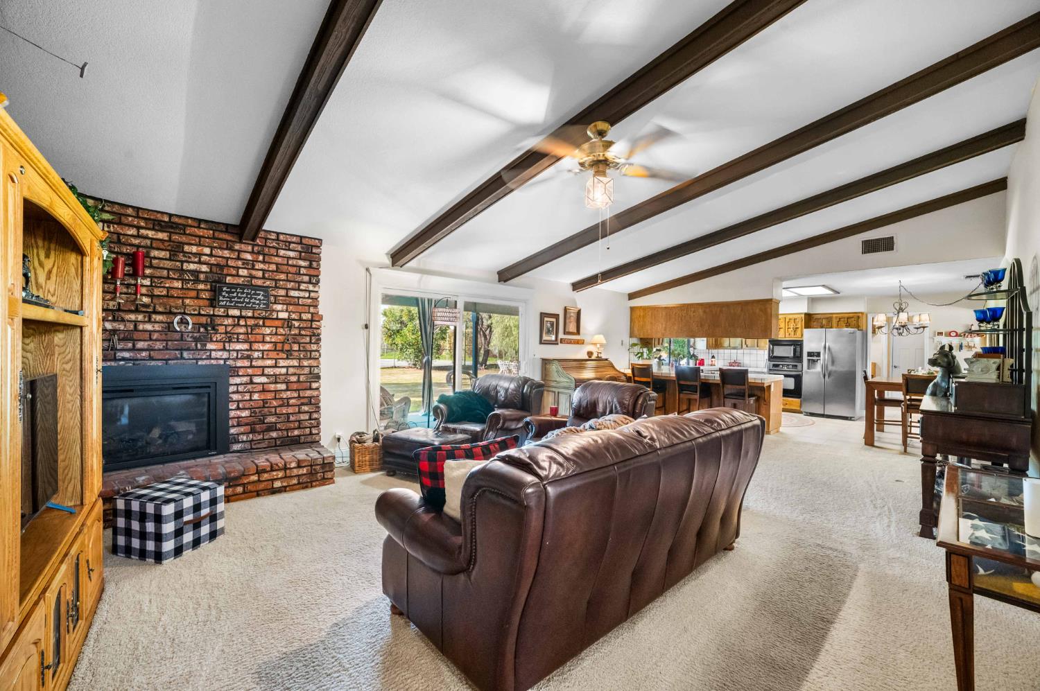 9193 N Fowler Ave, Clovis, CA 93619