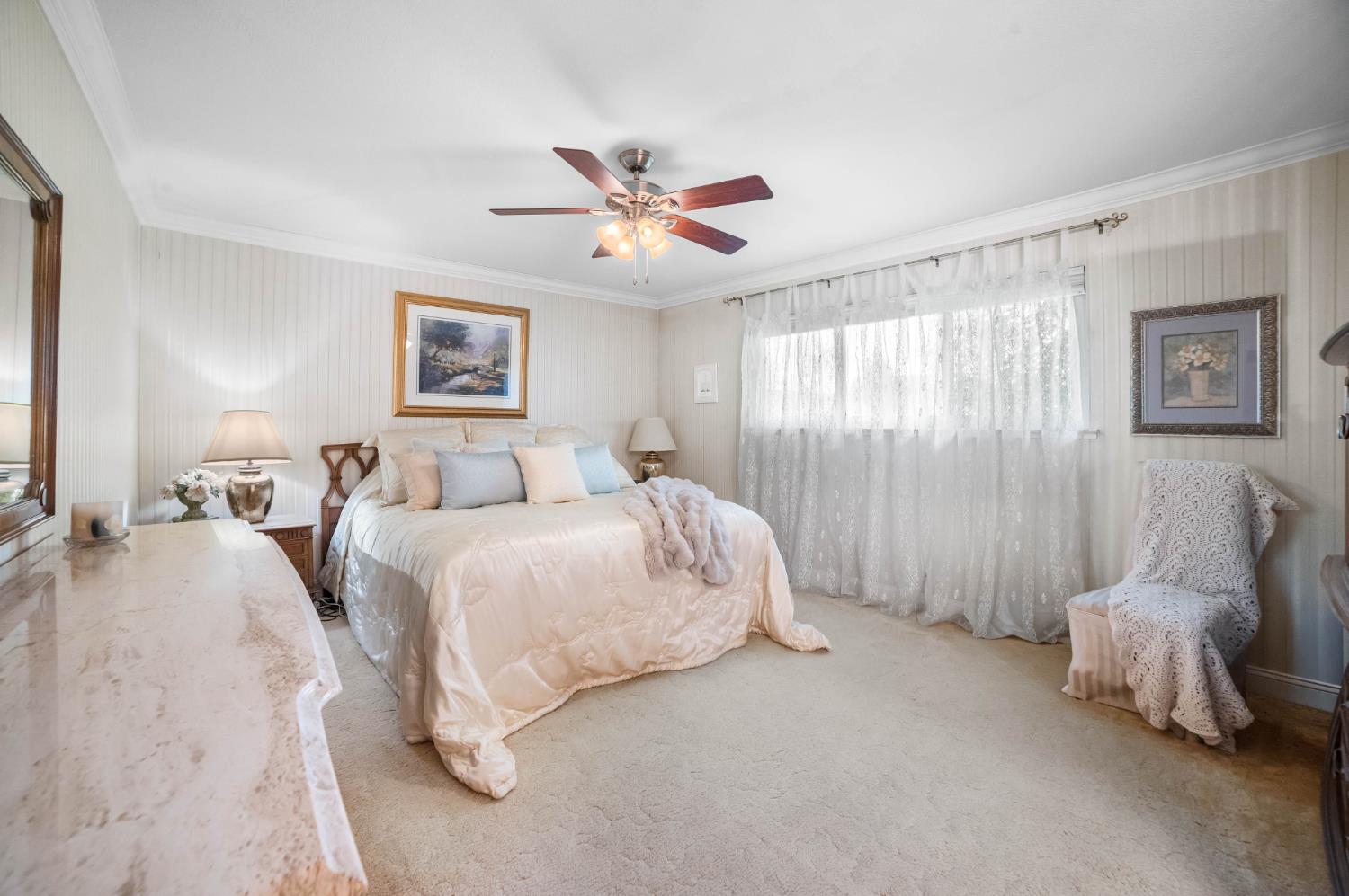 9193 N Fowler Ave, Clovis, CA 93619