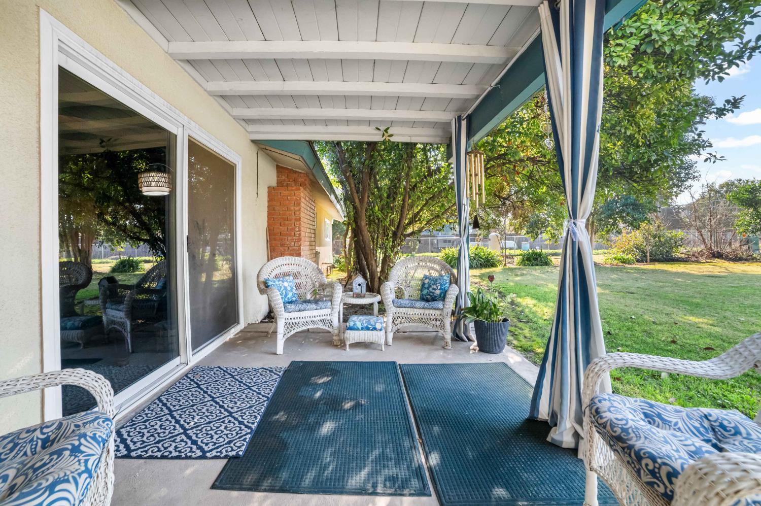 9193 N Fowler Ave, Clovis, CA 93619