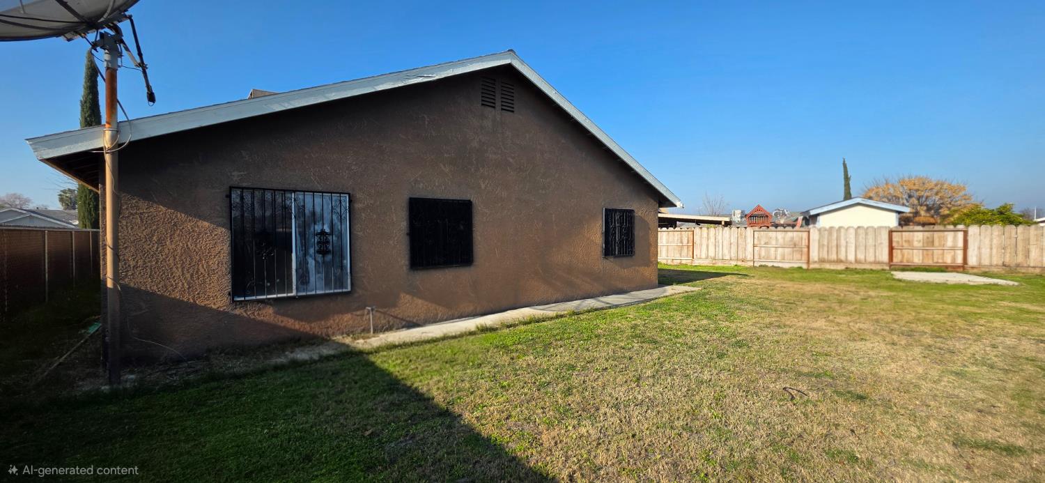 8494 Orlando Ct, San Joaquin, CA 93660