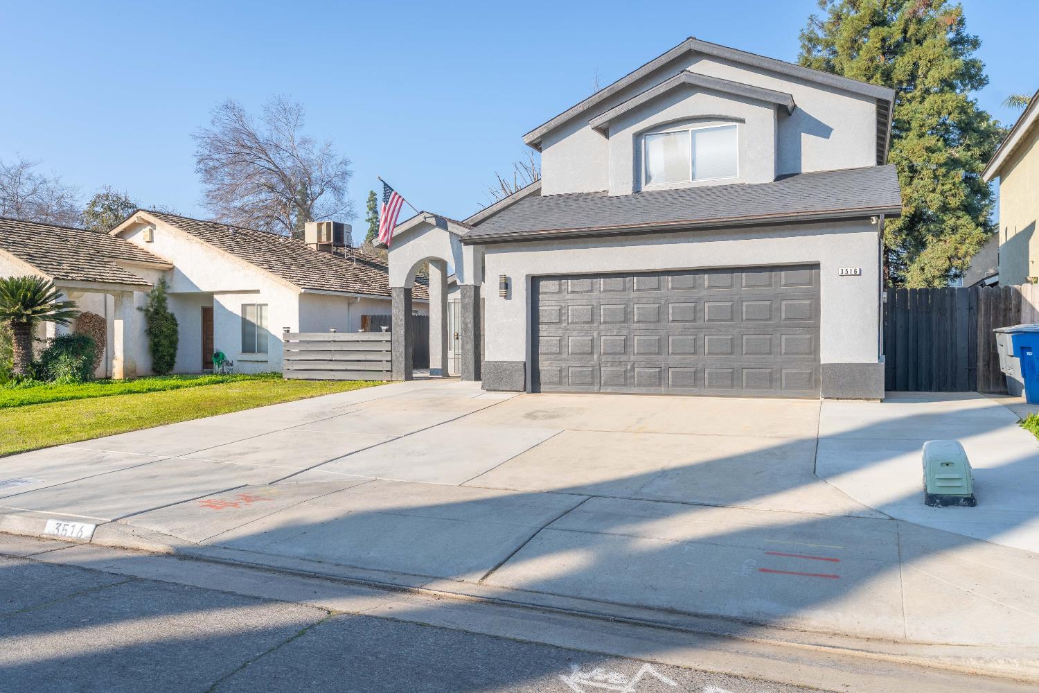 3516 W Dovewood Ave, Fresno, CA 93711