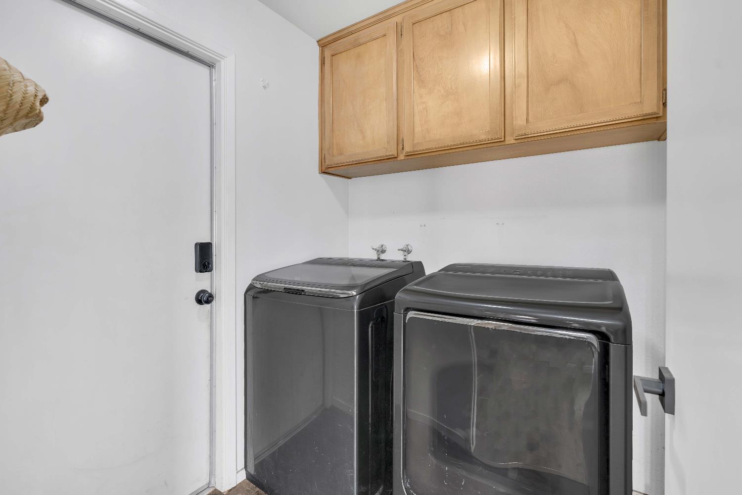 3516 W Dovewood Ave, Fresno, CA 93711