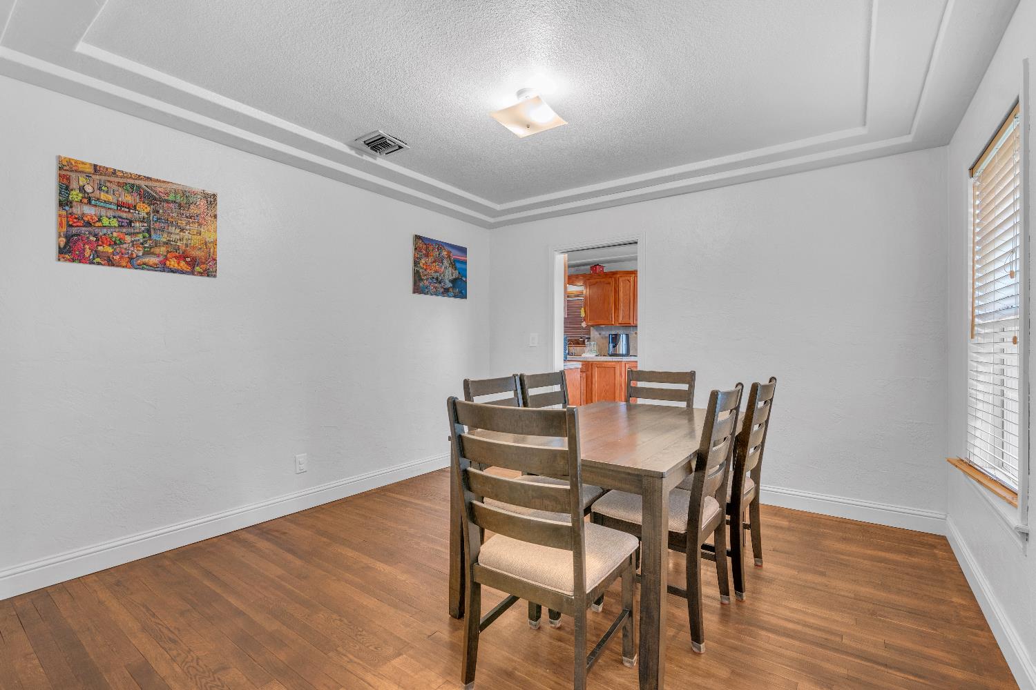 3343 E Weldon Ave, Fresno, CA 93703