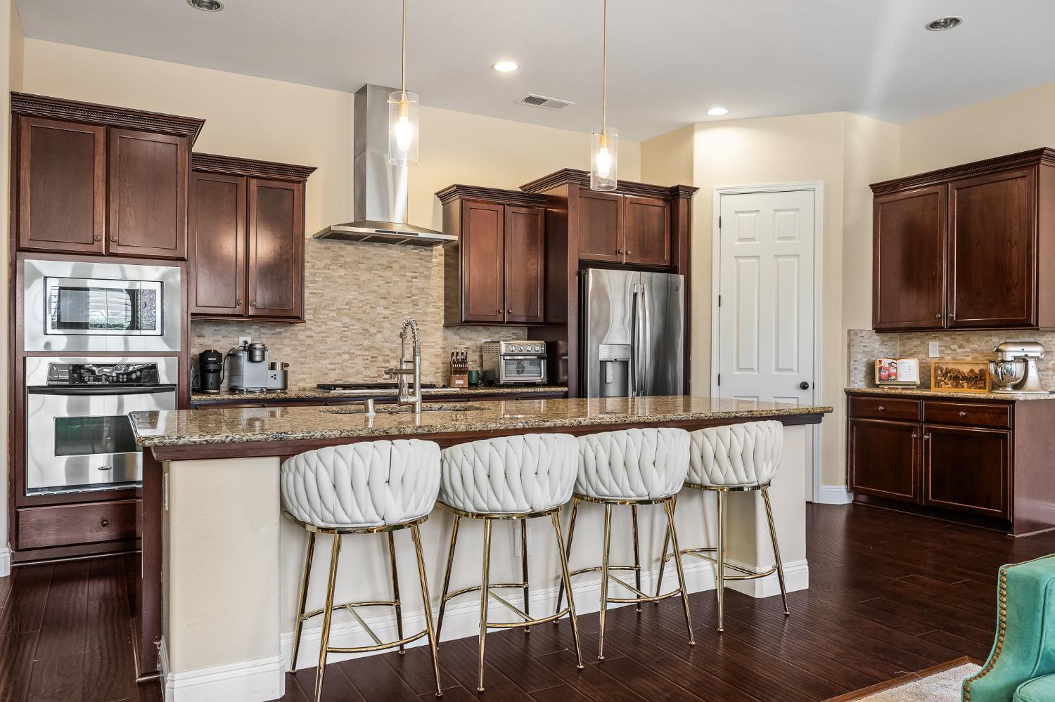 6065 N Sycamore Ave, Fresno, CA 93723