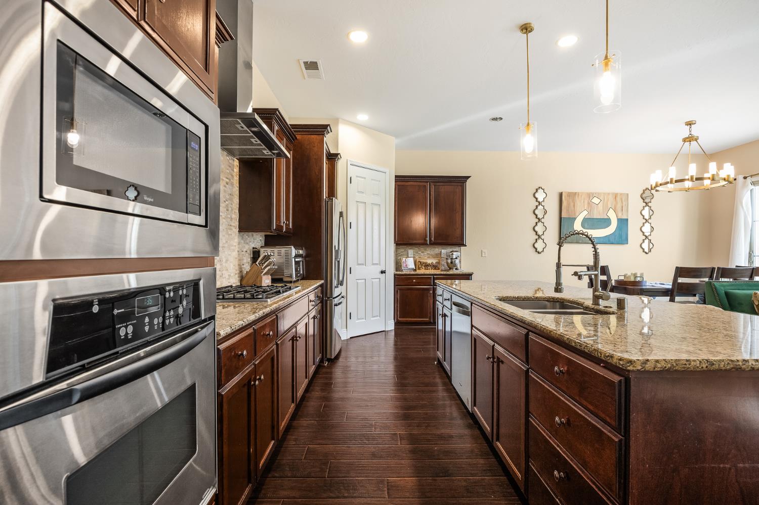 6065 N Sycamore Ave, Fresno, CA 93723