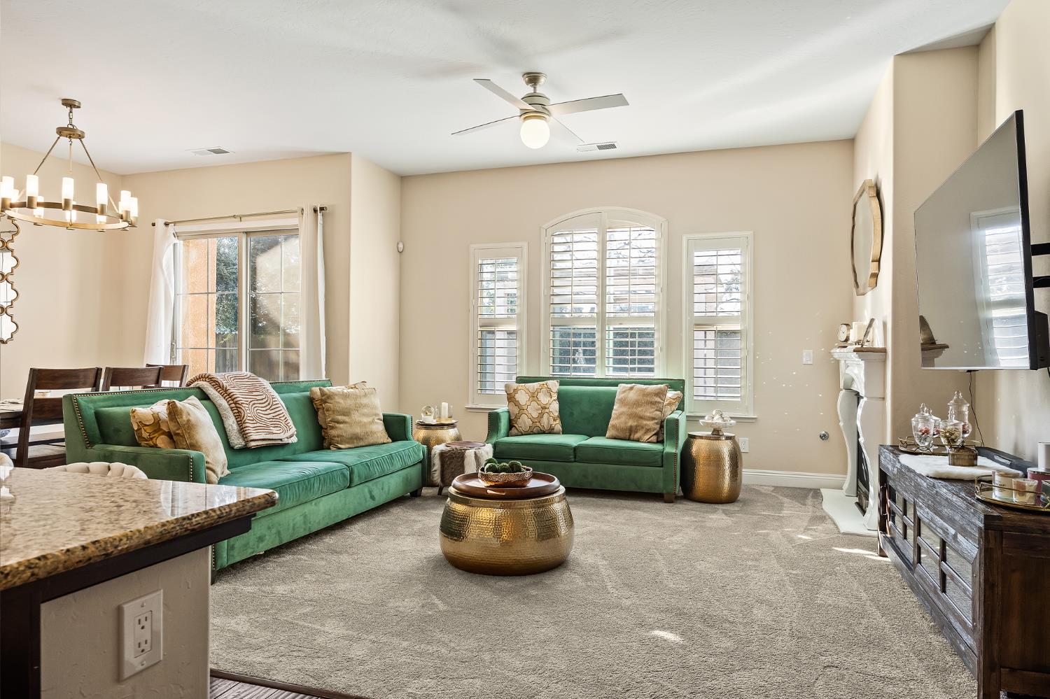 6065 N Sycamore Ave, Fresno, CA 93723