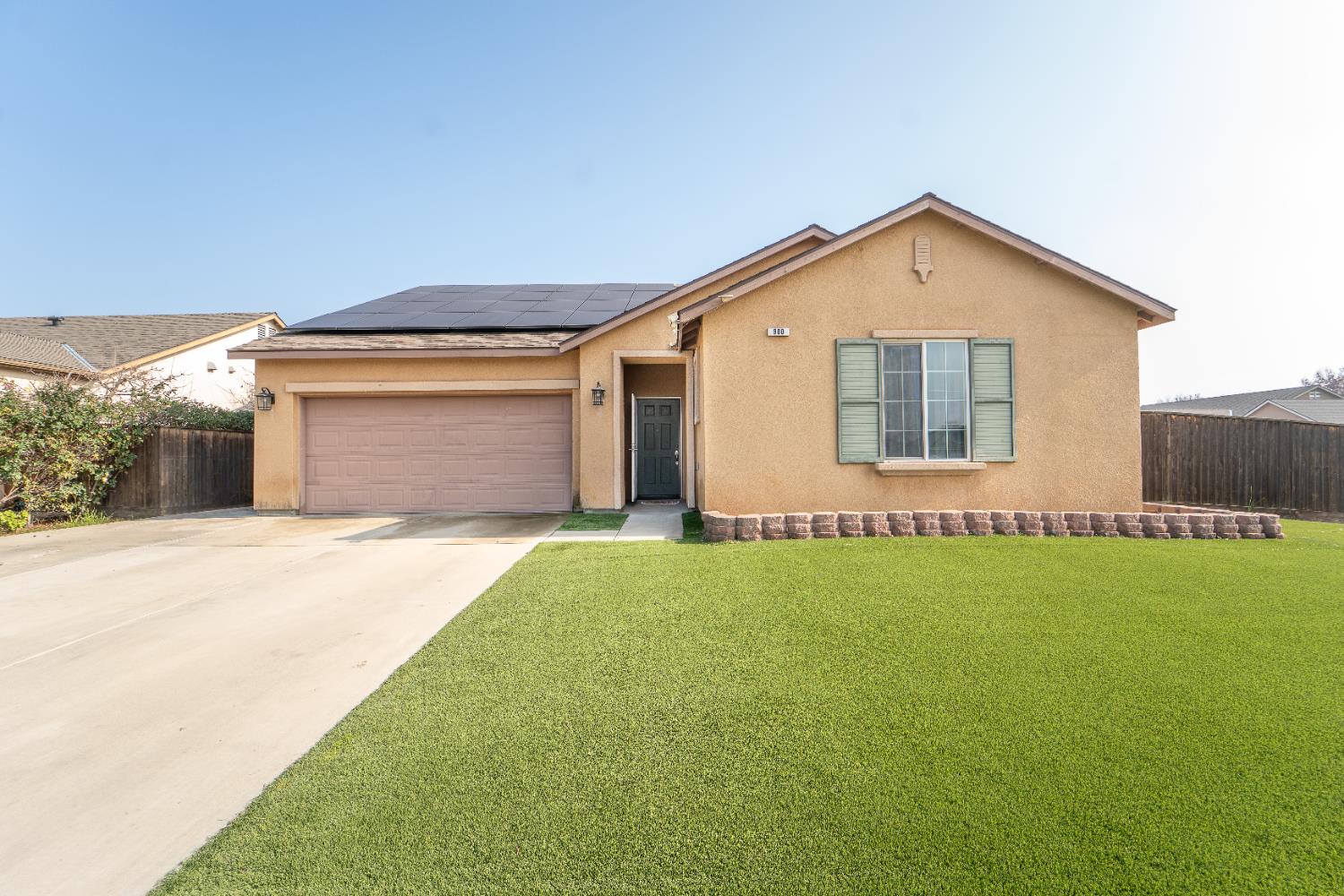 900 Heather, Dinuba, CA 93618