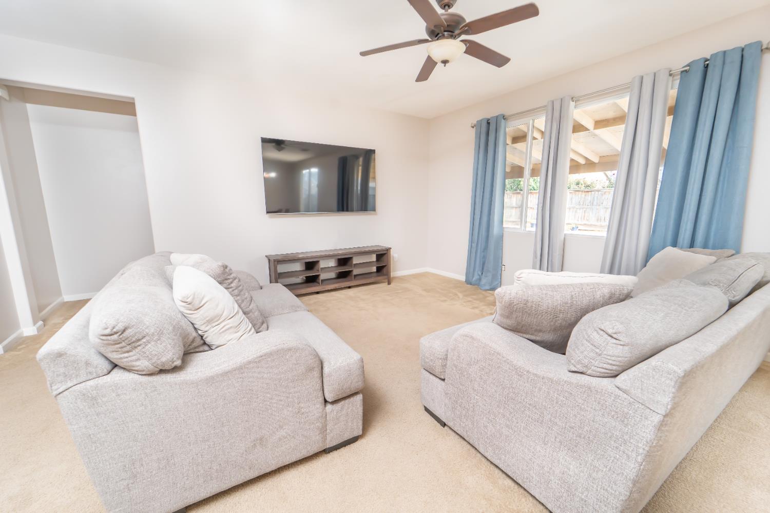 900 Heather, Dinuba, CA 93618