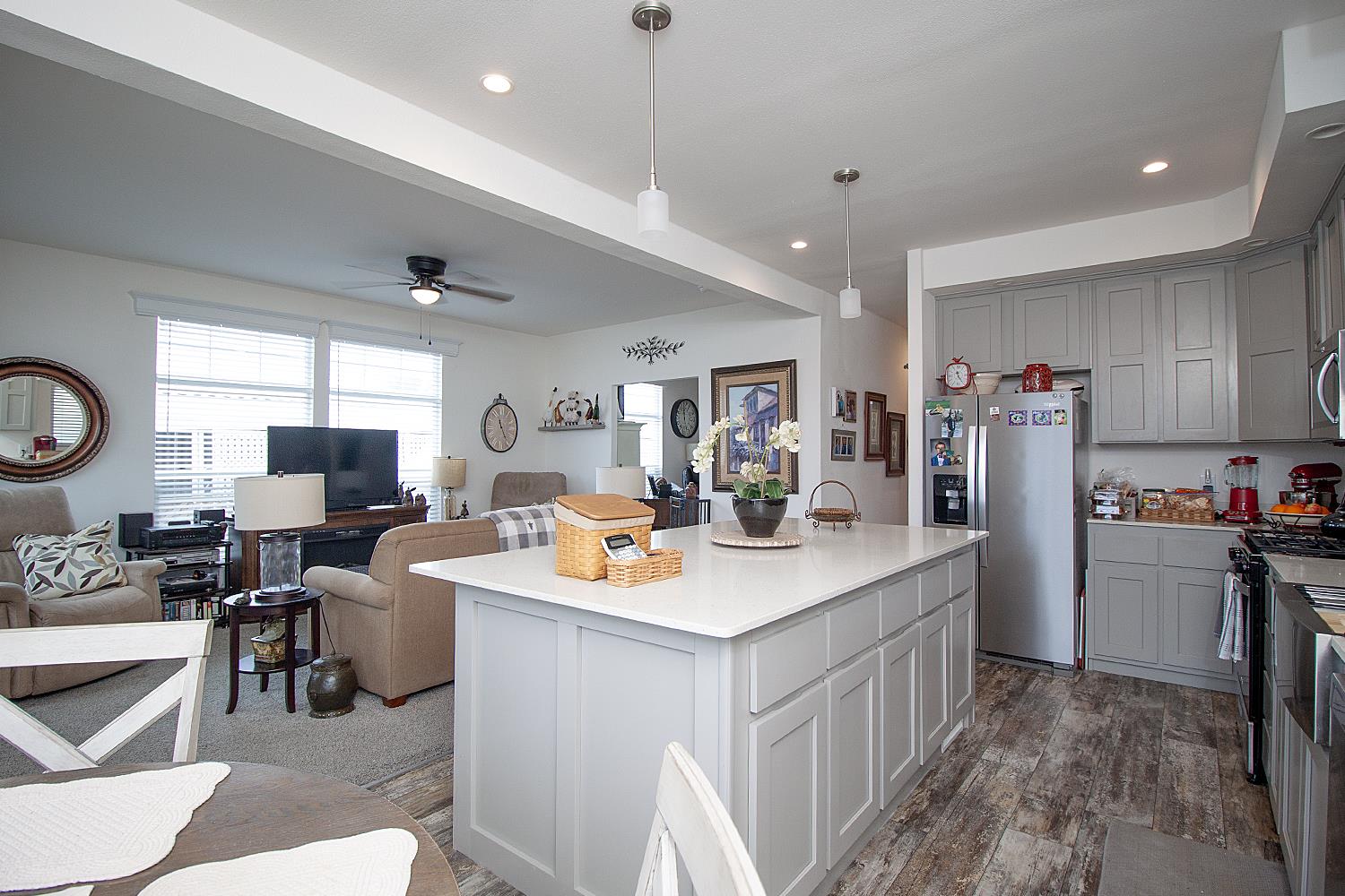 221 W Herndon Ave #Sp 99, Fresno, CA 93650