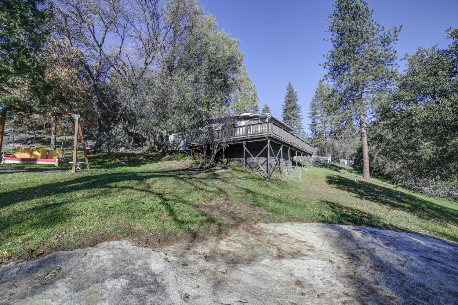 35861 Highland Dr E, Wishon, CA 93669