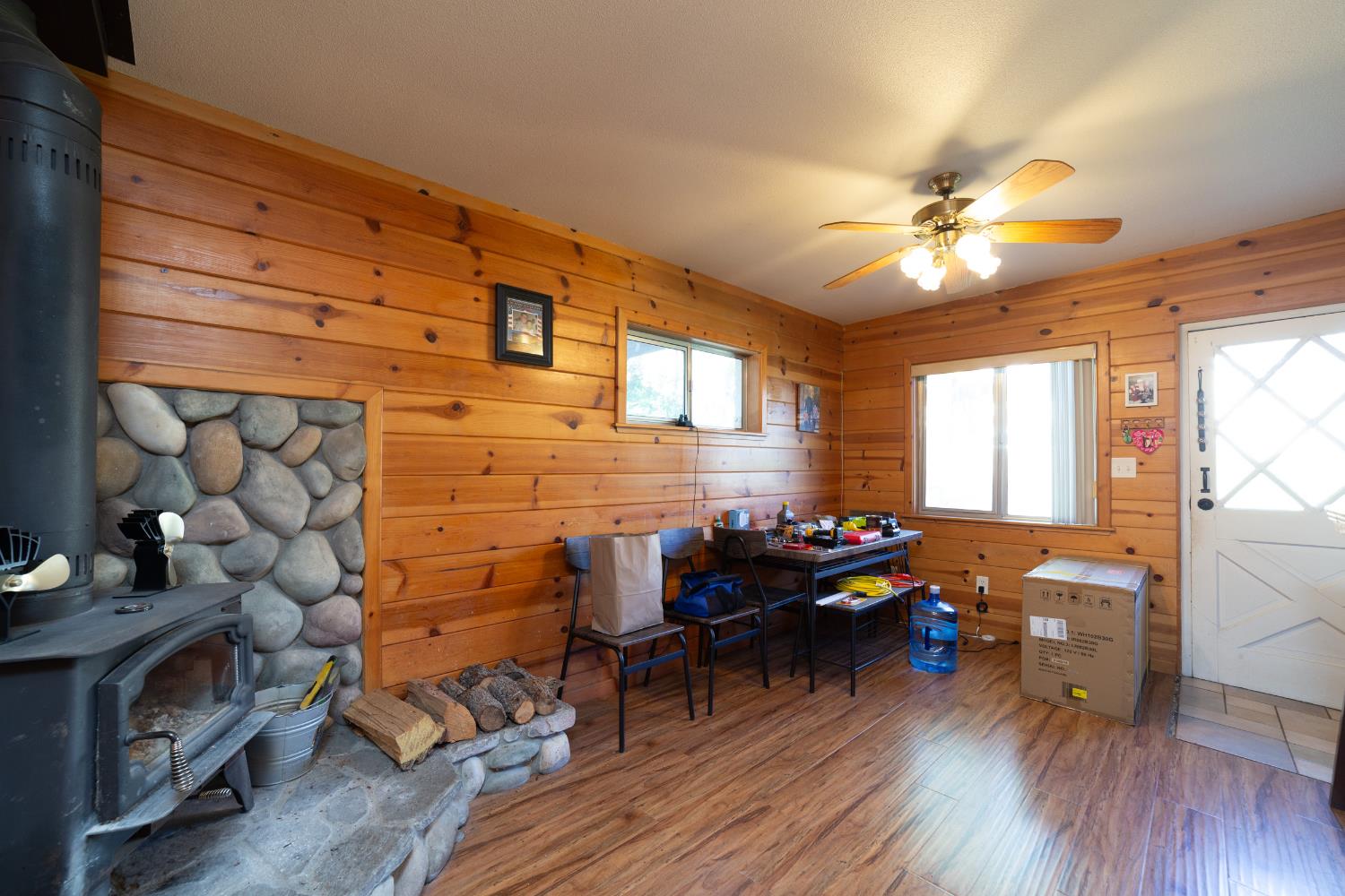 35861 Highland Dr E, Wishon, CA 93669