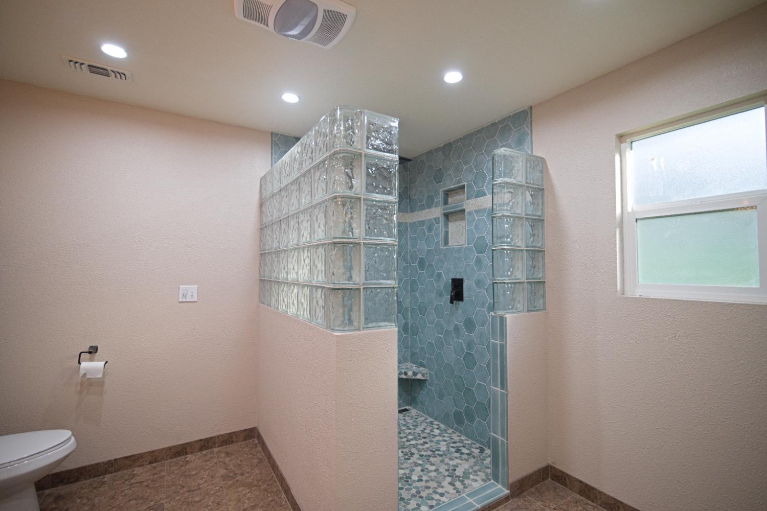 33072 Black Mountain Rd, Tollhouse, CA 93687