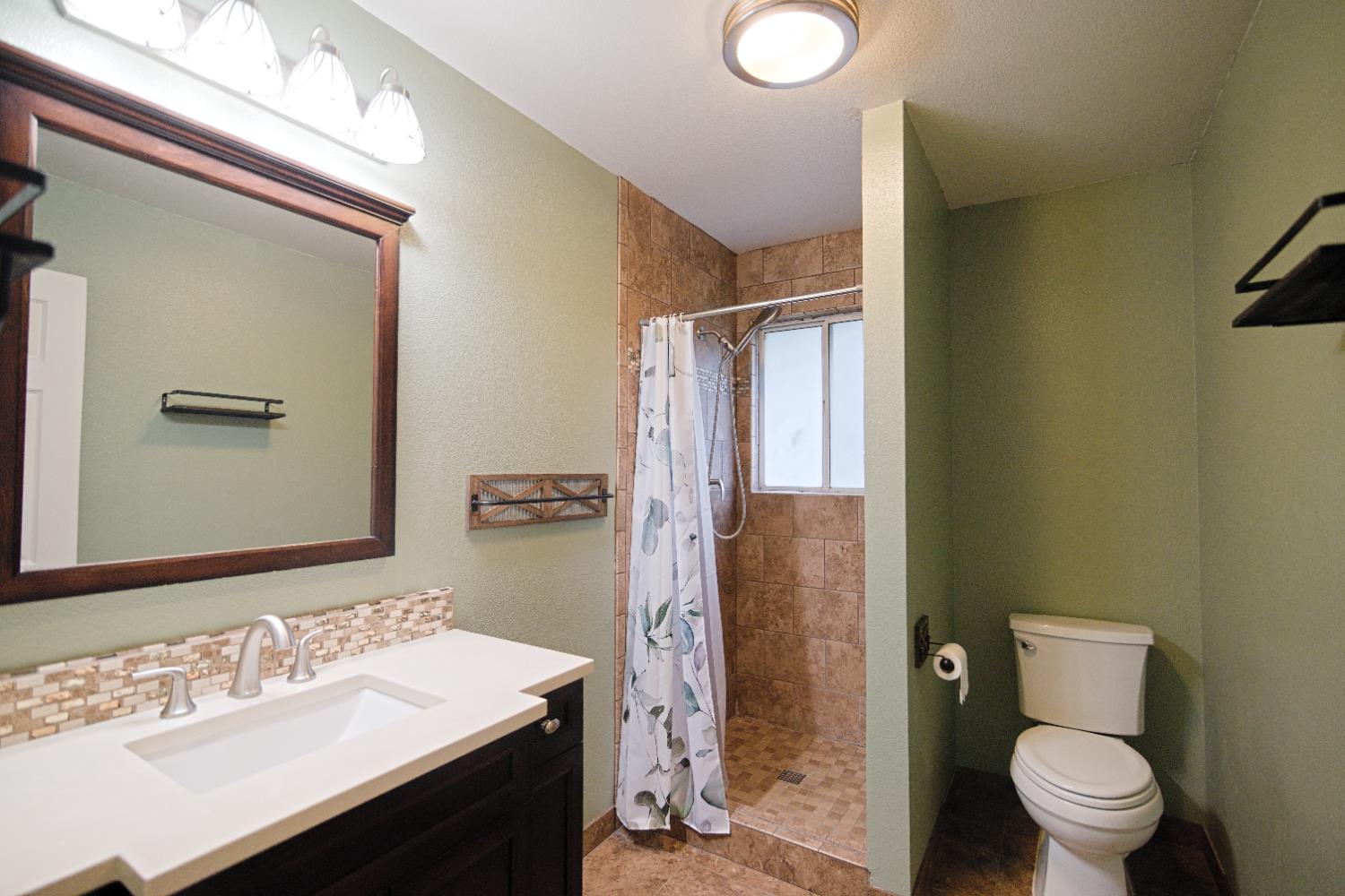 33072 Black Mountain Rd, Tollhouse, CA 93687