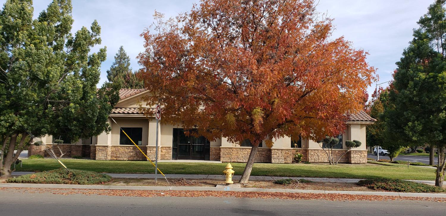 2531 Howard Rd, Madera, CA 93637