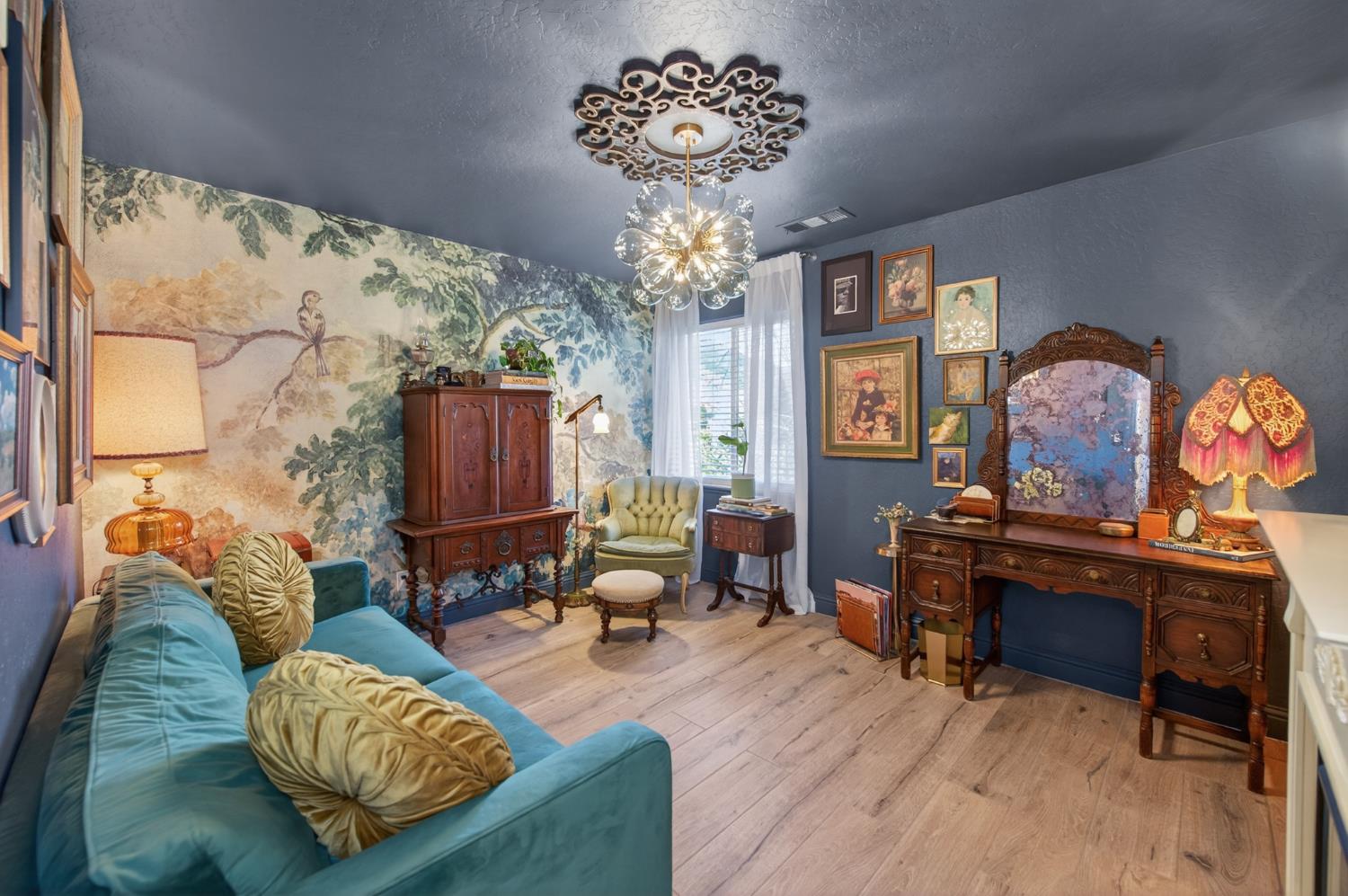 7767 Buckhorn Dr, Sanger, CA 93657