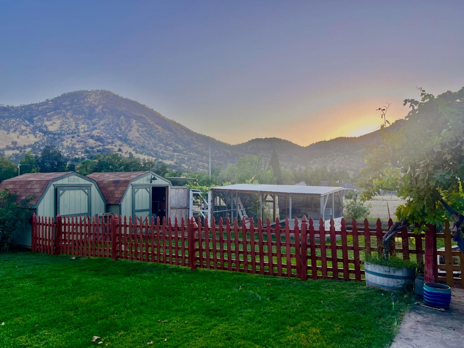 7767 Buckhorn Dr, Sanger, CA 93657