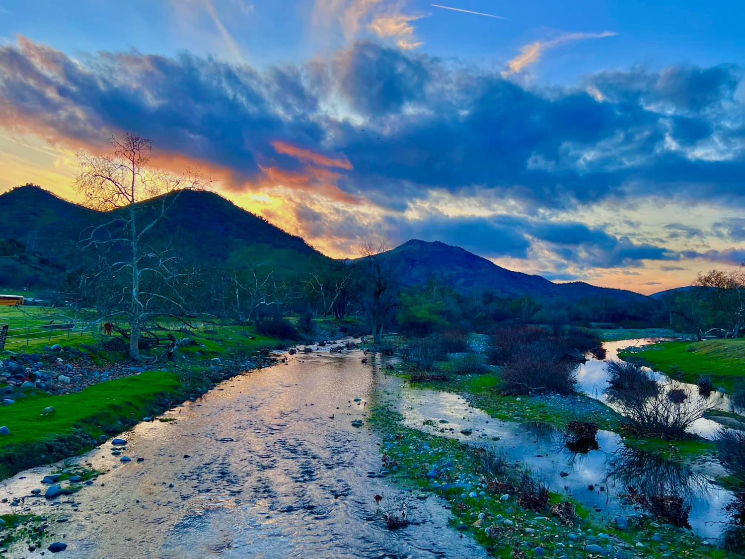 7767 Buckhorn Dr, Sanger, CA 93657