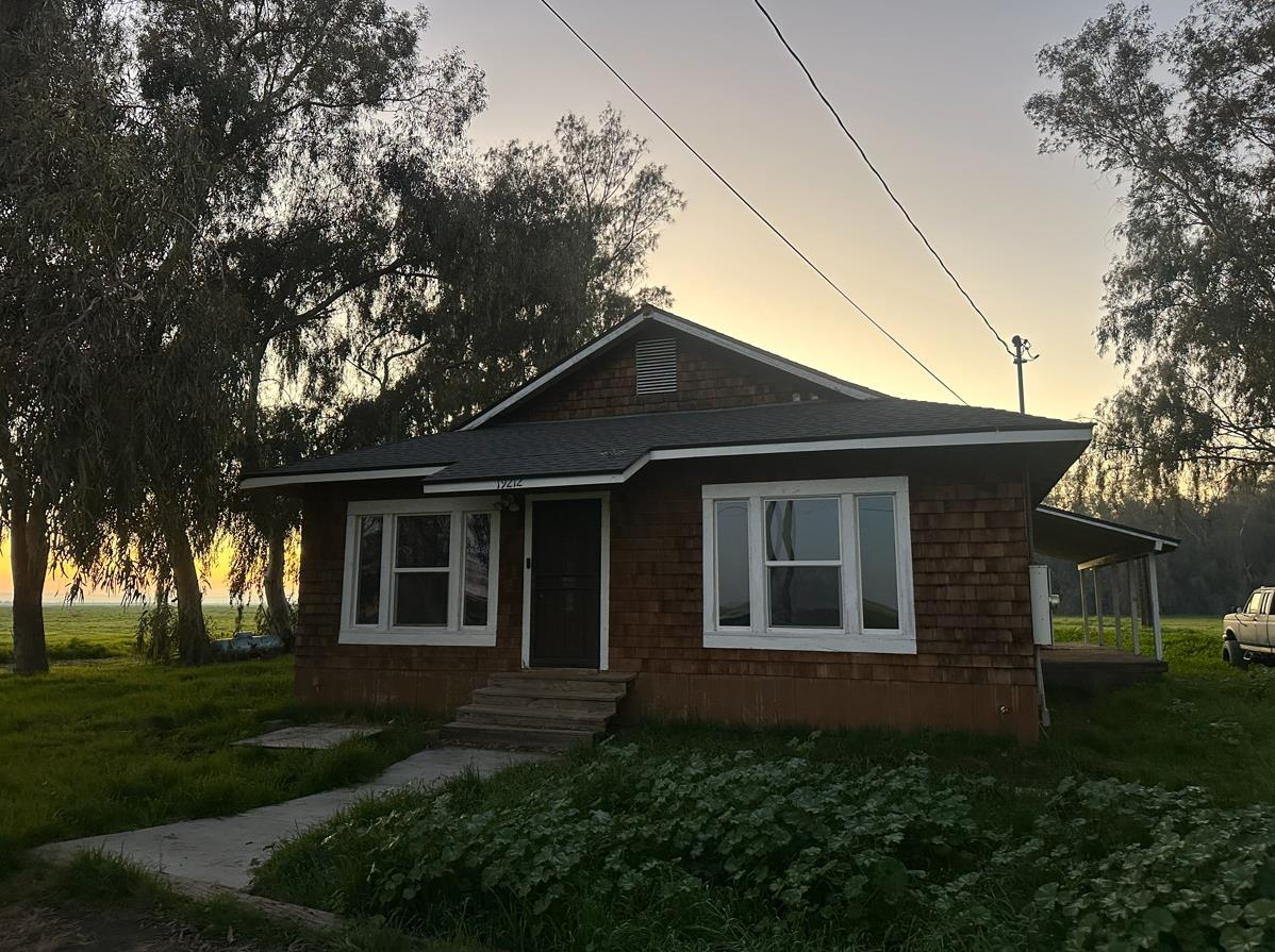 19212 19Th Ave, Stratford, CA 93266