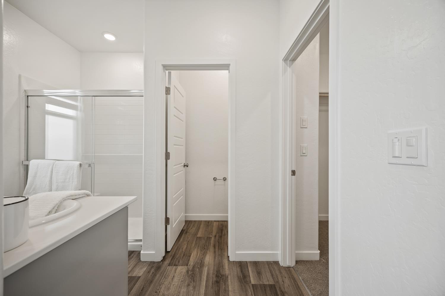 5783 W Laguna Ave, Fresno, CA 93722