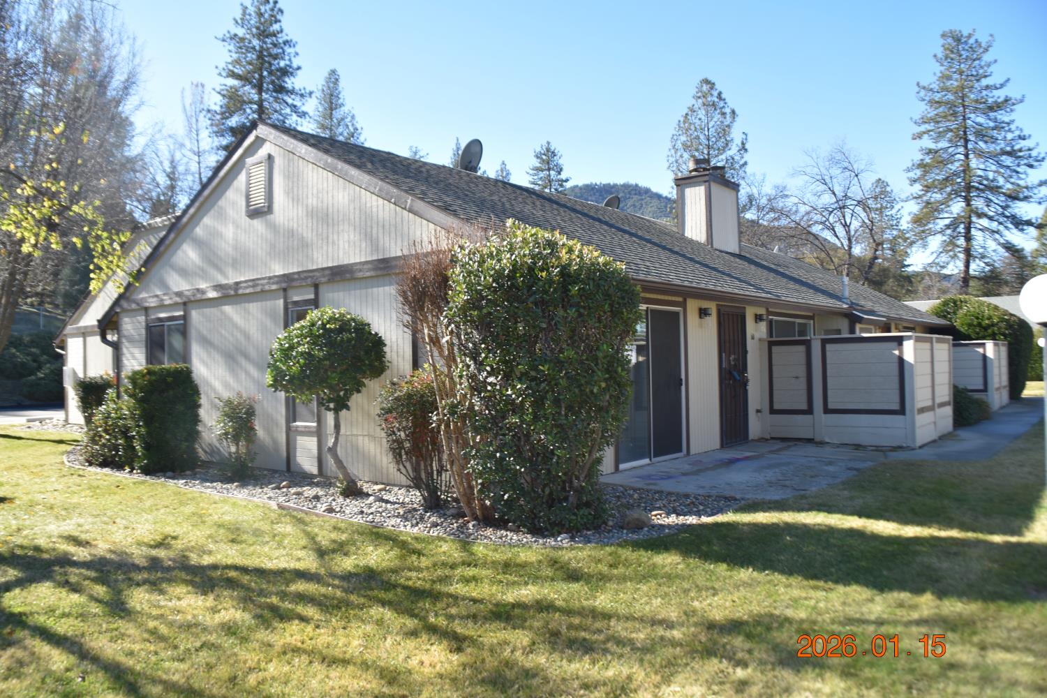 49400 River Park Rd #60, Oakhurst, CA 93644