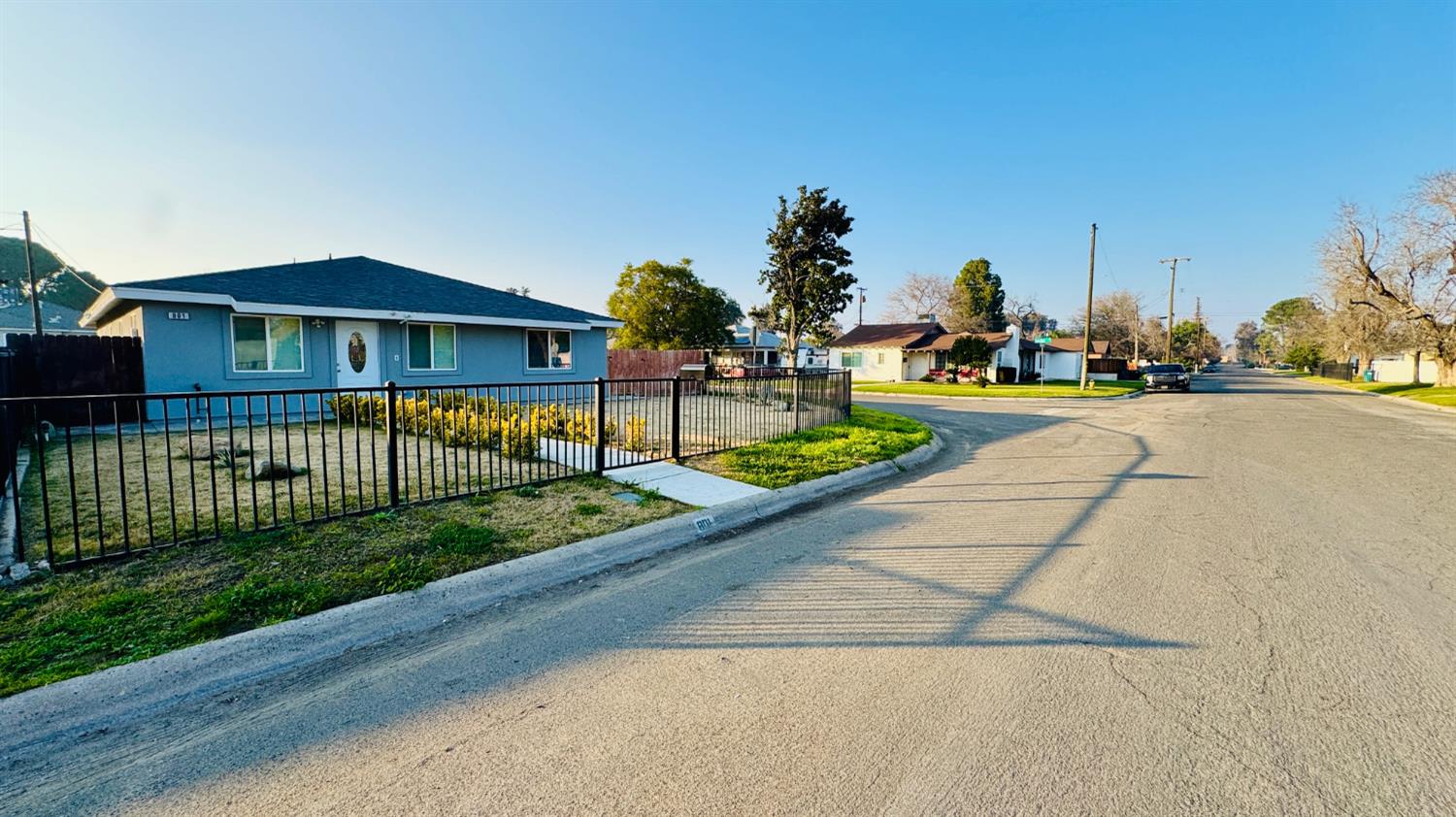 801 S Oleander Ave, Bakersfield, CA 93304