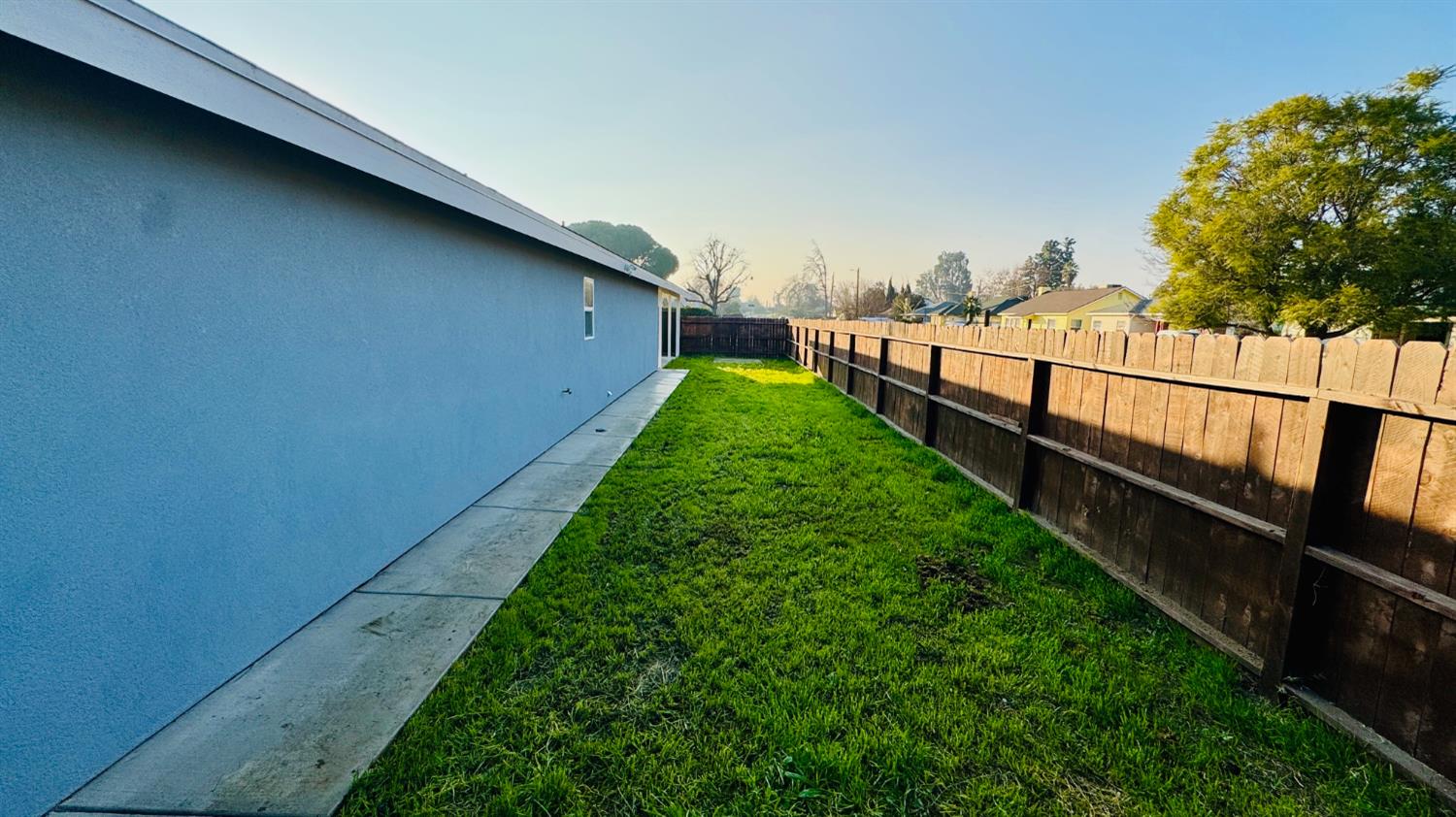 801 S Oleander Ave, Bakersfield, CA 93304