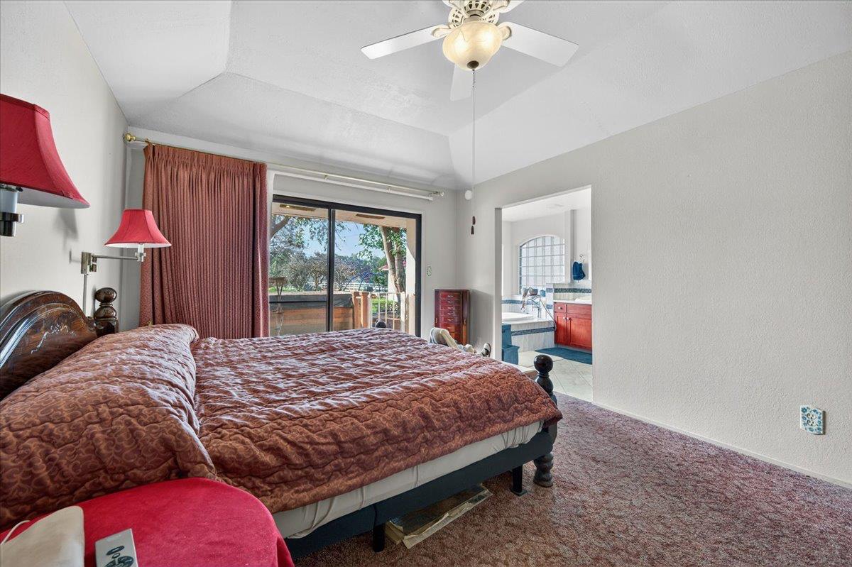 6121 N Montana Ave, Clovis, CA 93619