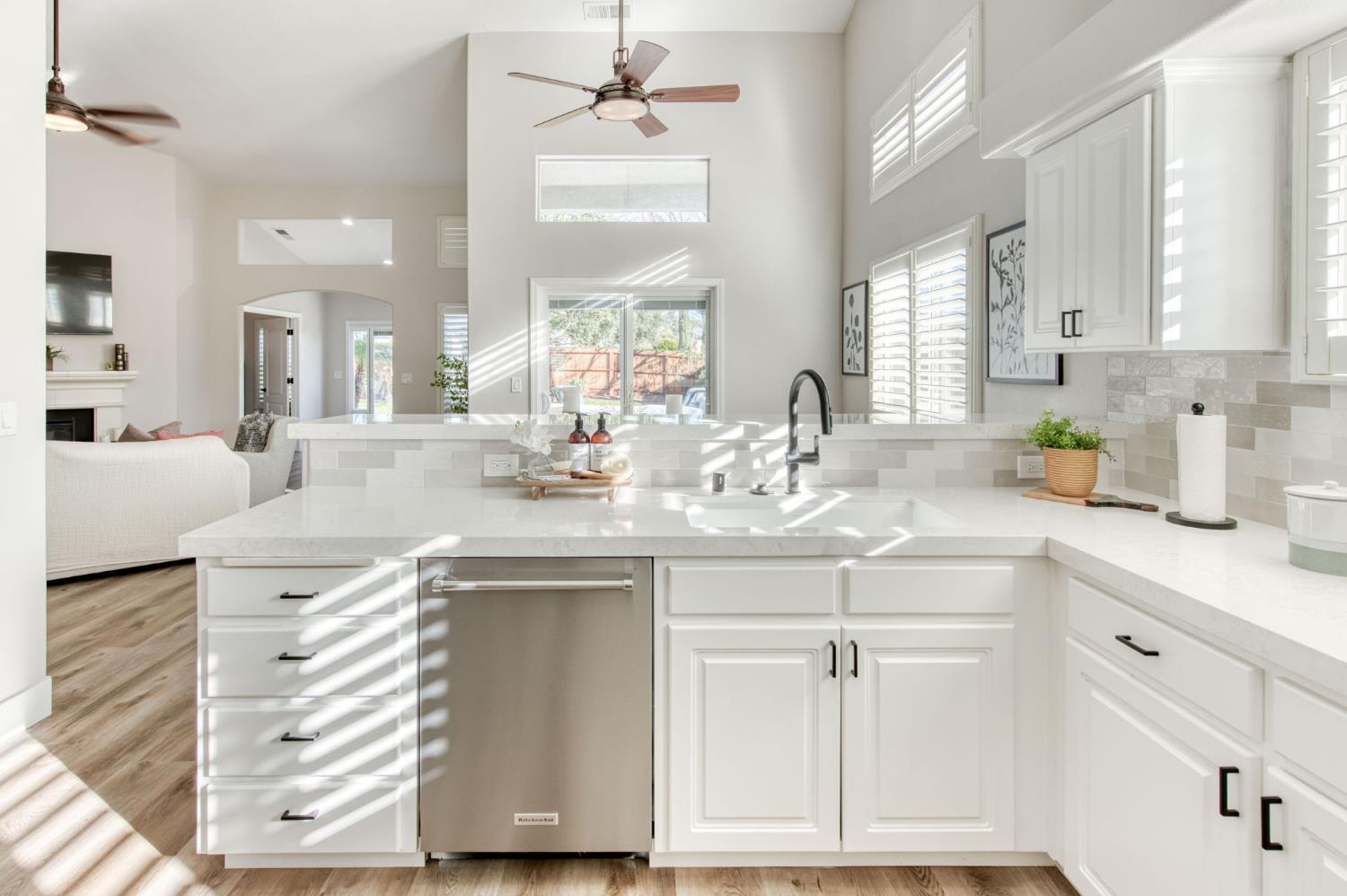 8540 N Talladega Way, Fresno, CA 93720