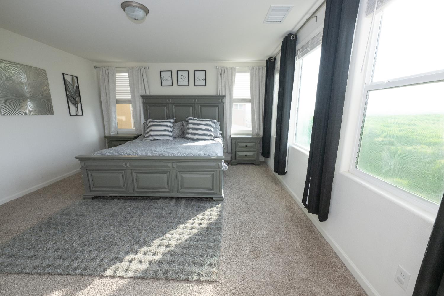 118 Mission Dr S, Madera, CA 93636