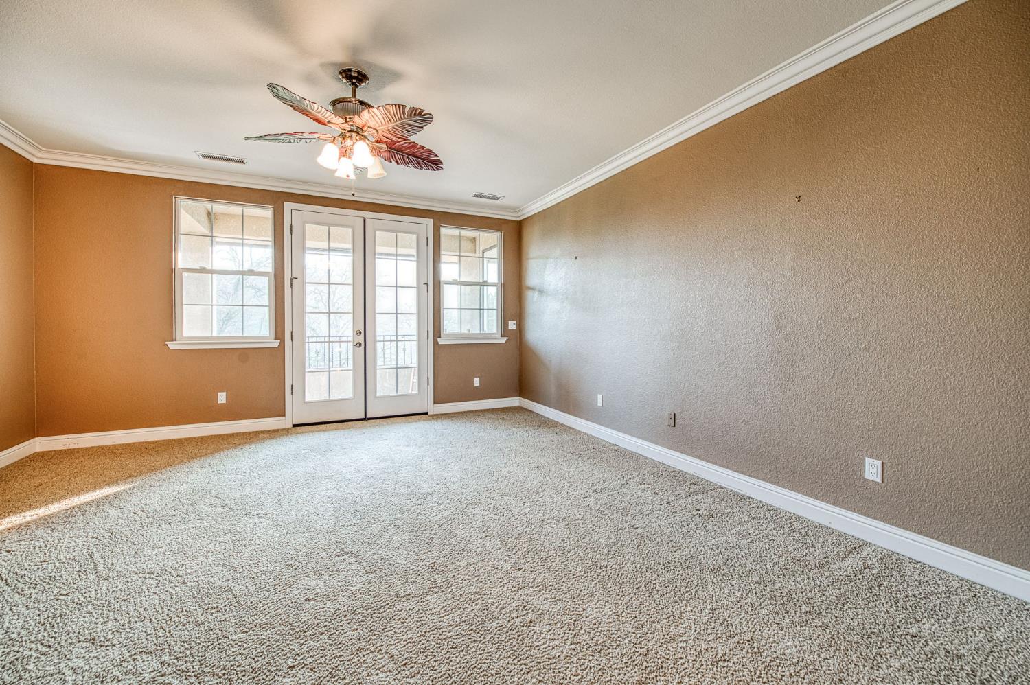 9855 Millerton Rd, Clovis, CA 93619