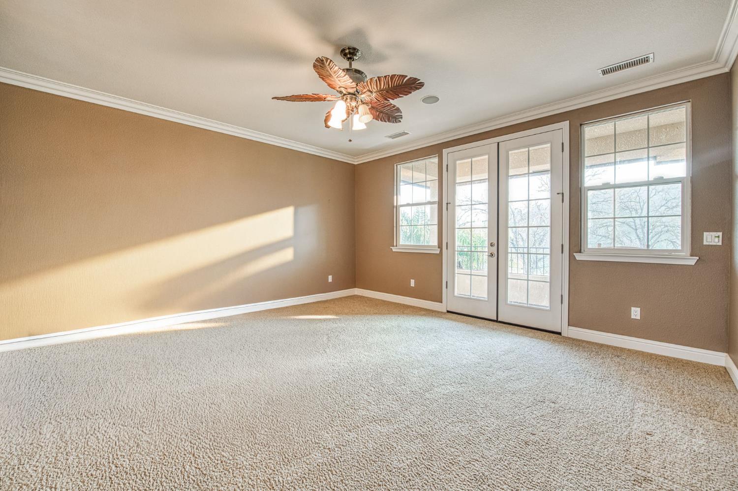 9855 Millerton Rd, Clovis, CA 93619