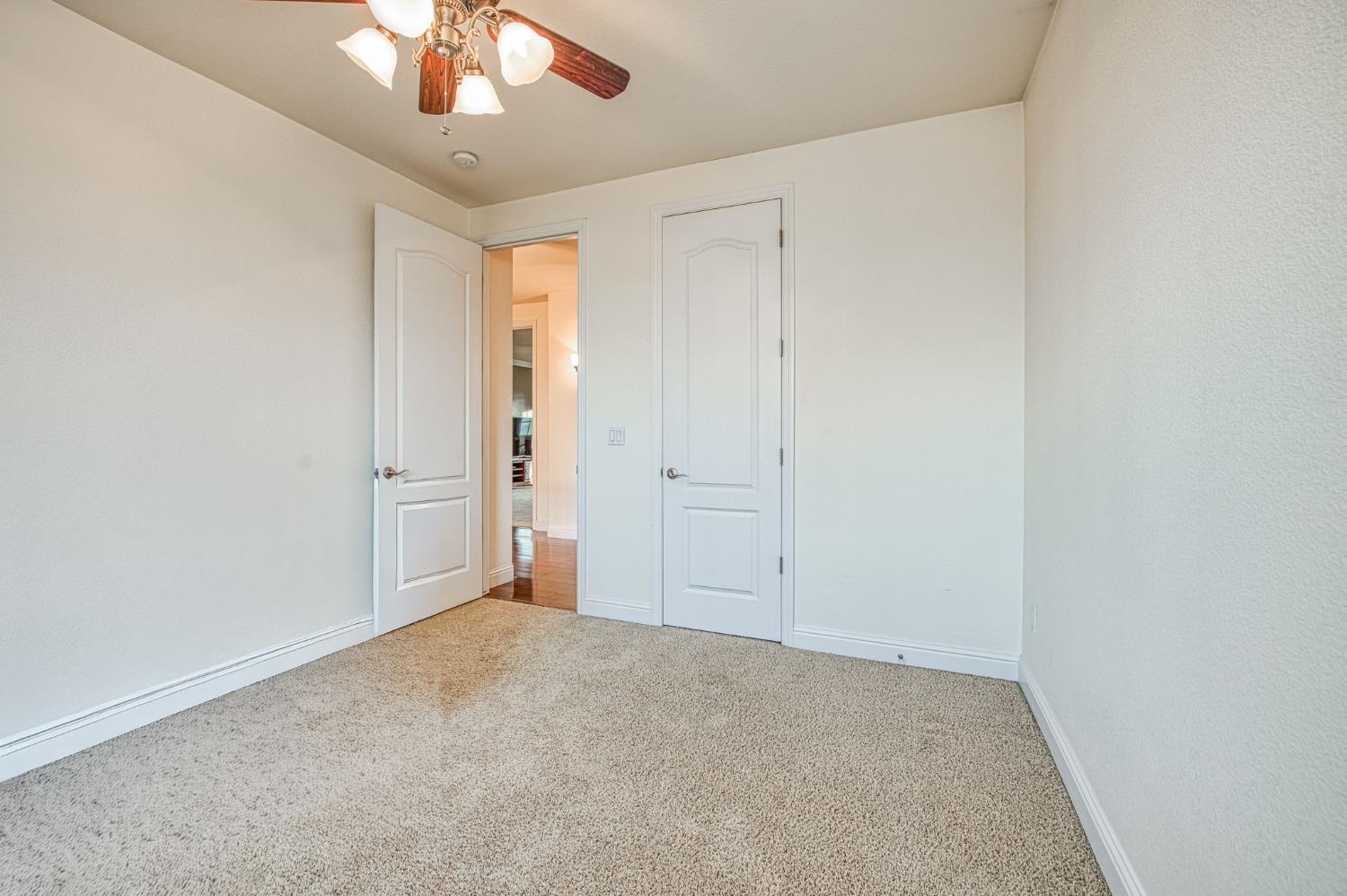 9855 Millerton Rd, Clovis, CA 93619