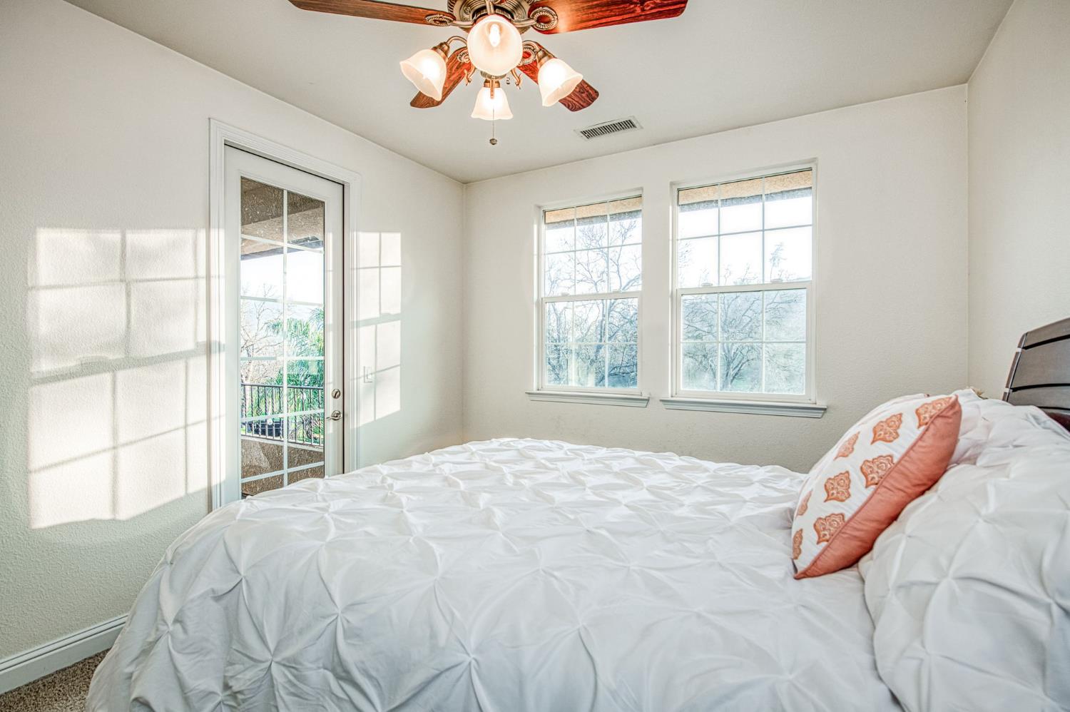 9855 Millerton Rd, Clovis, CA 93619