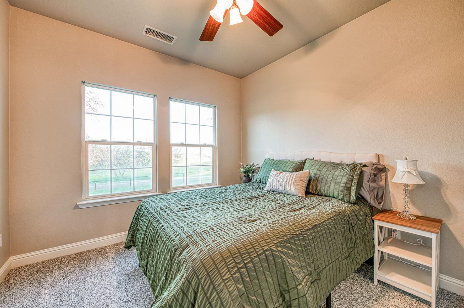 9855 Millerton Rd, Clovis, CA 93619