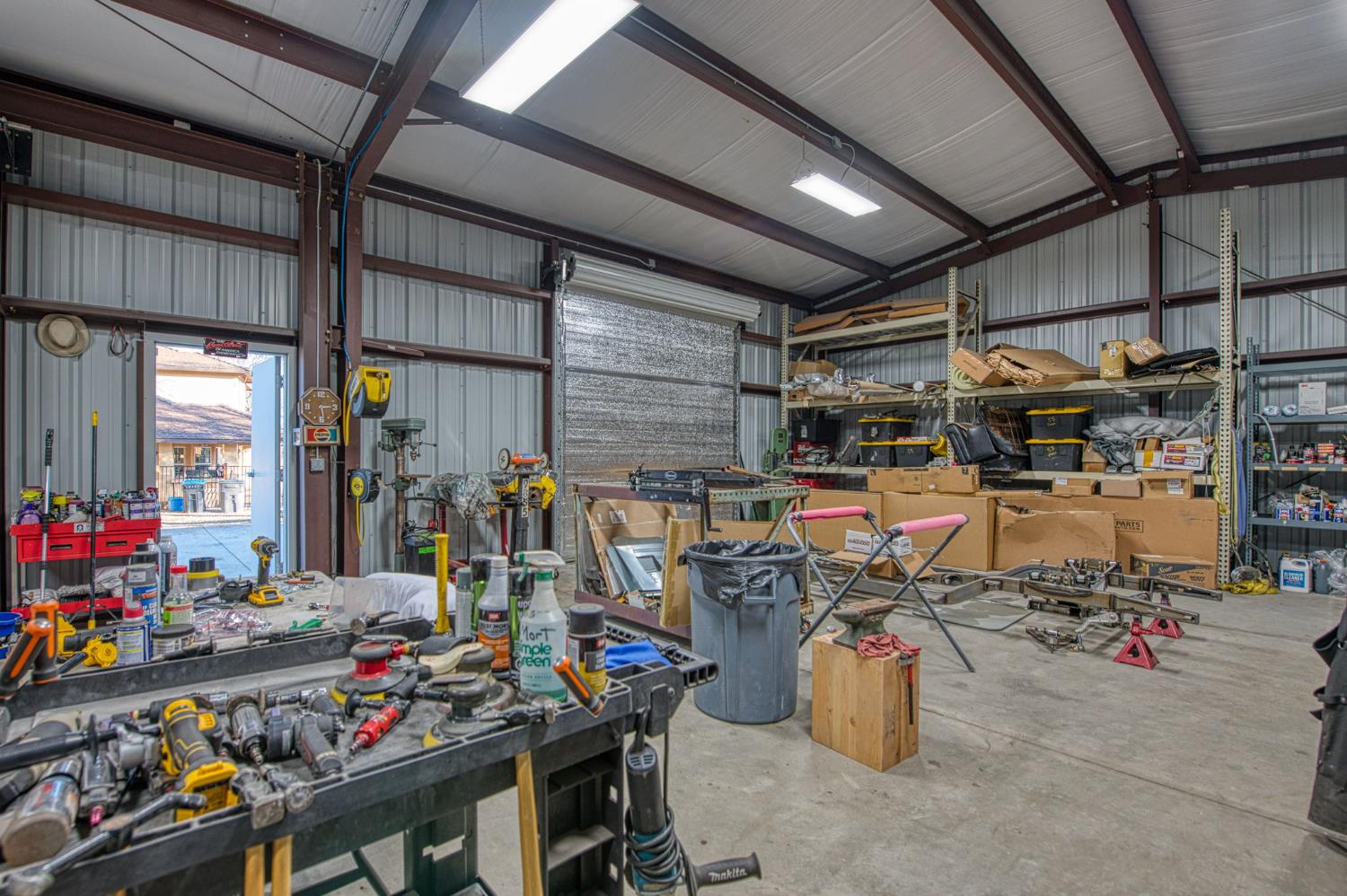 9855 Millerton Rd, Clovis, CA 93619