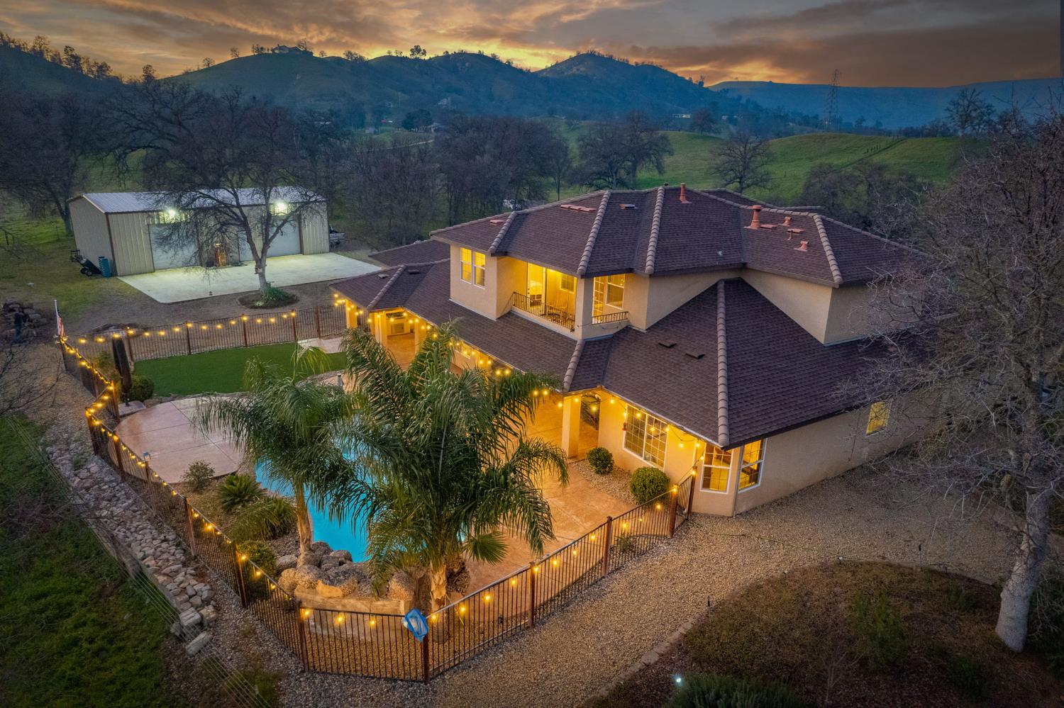 9855 Millerton Rd, Clovis, CA 93619