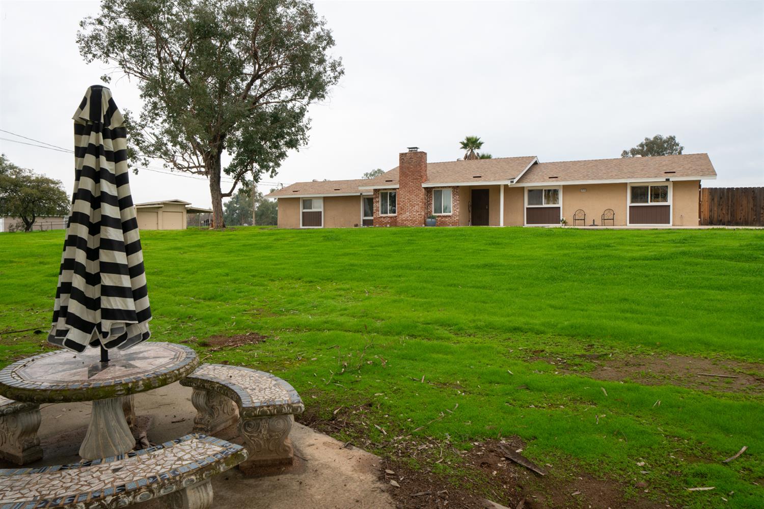 16026 Karen Rd, Madera, CA 93636