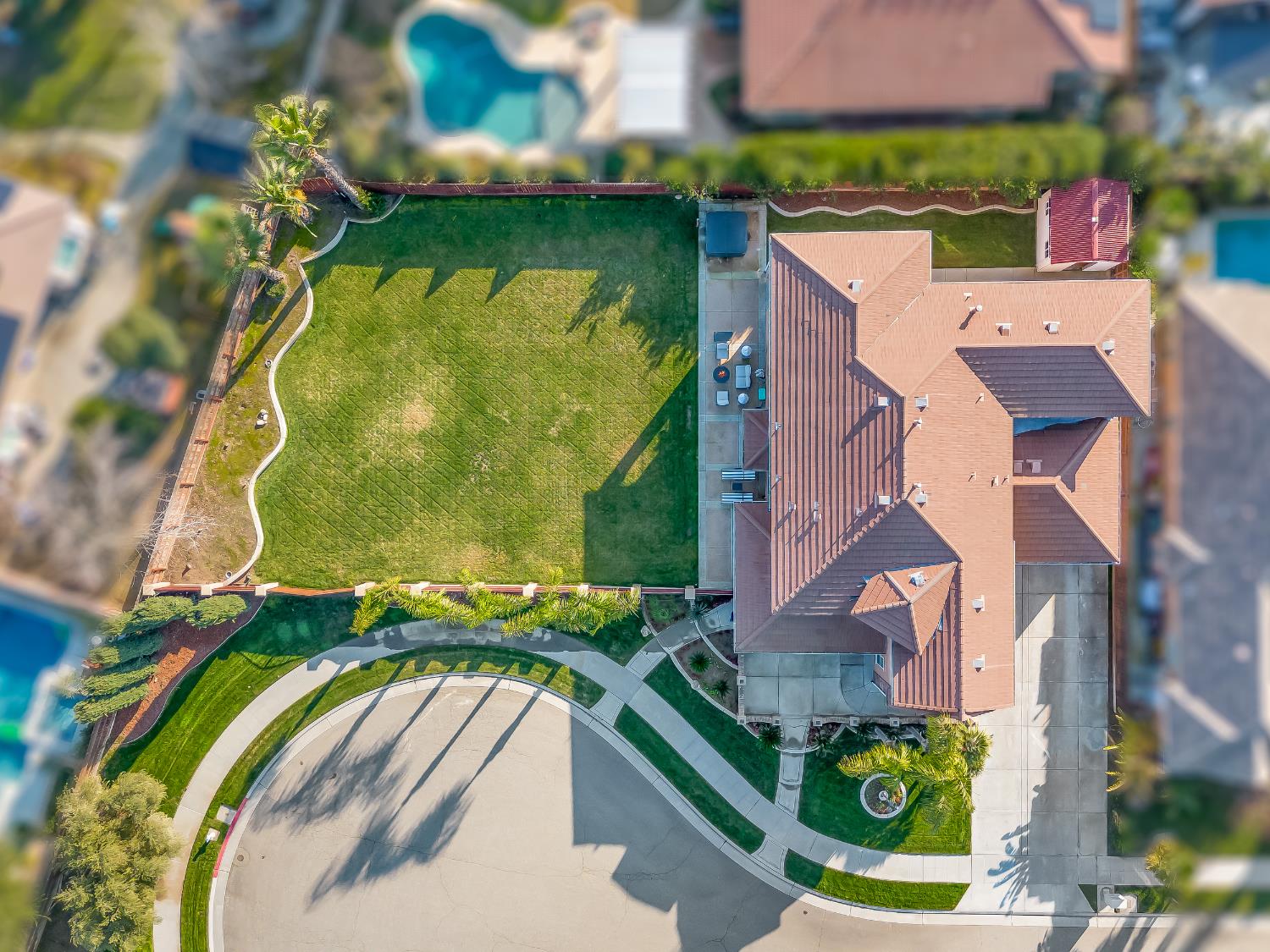 1152 Lester Ave, Clovis, CA 93619