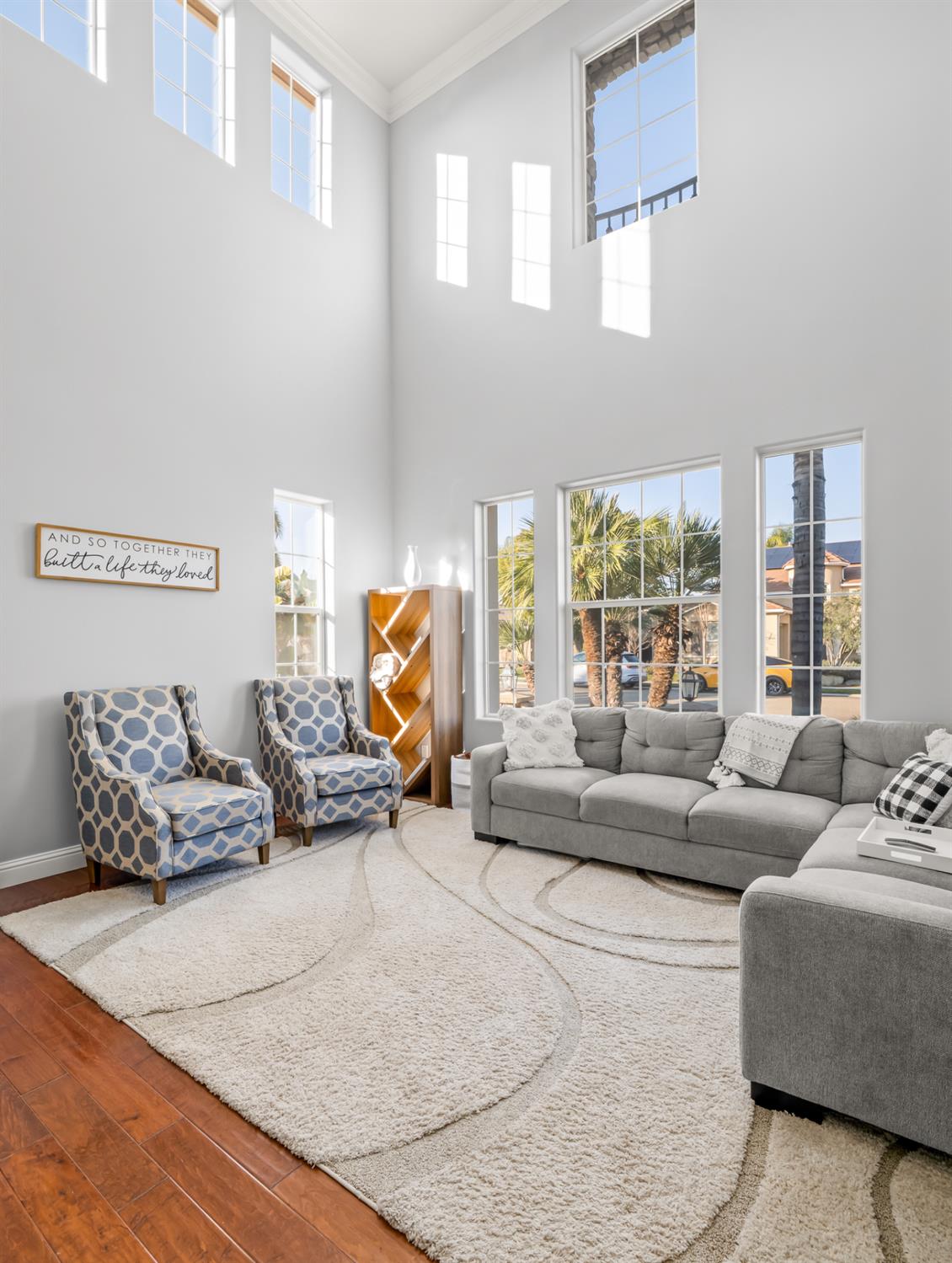 1152 Lester Ave, Clovis, CA 93619