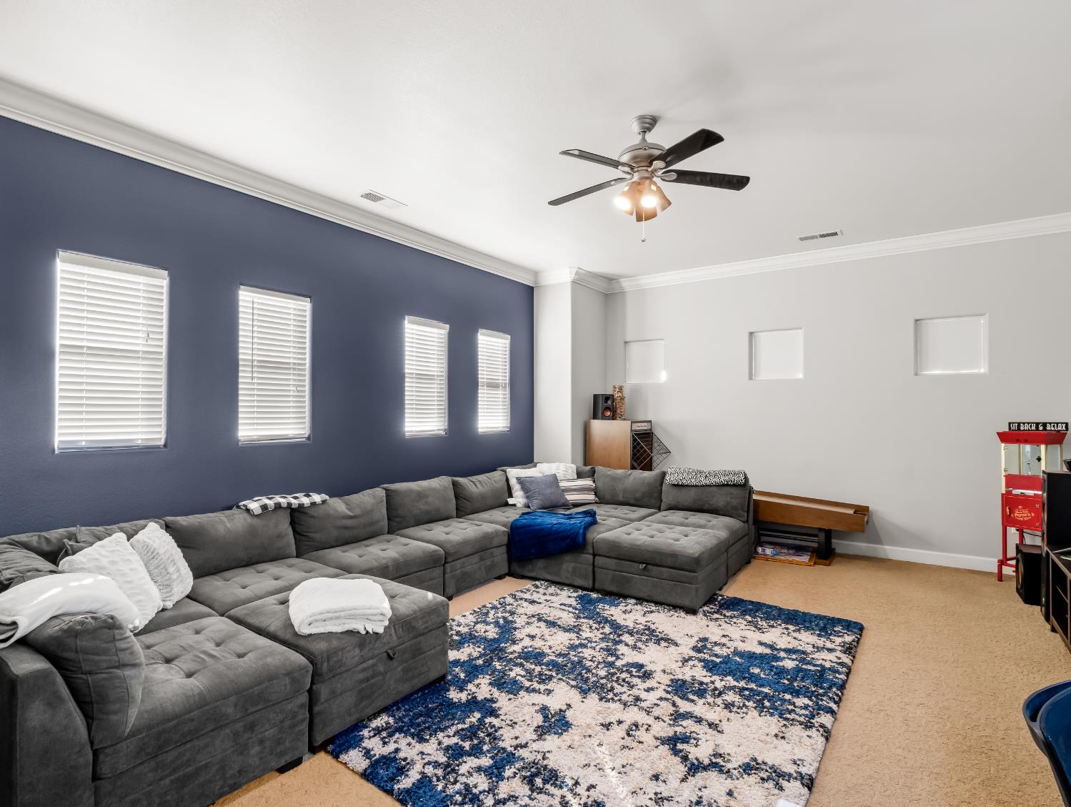 1152 Lester Ave, Clovis, CA 93619