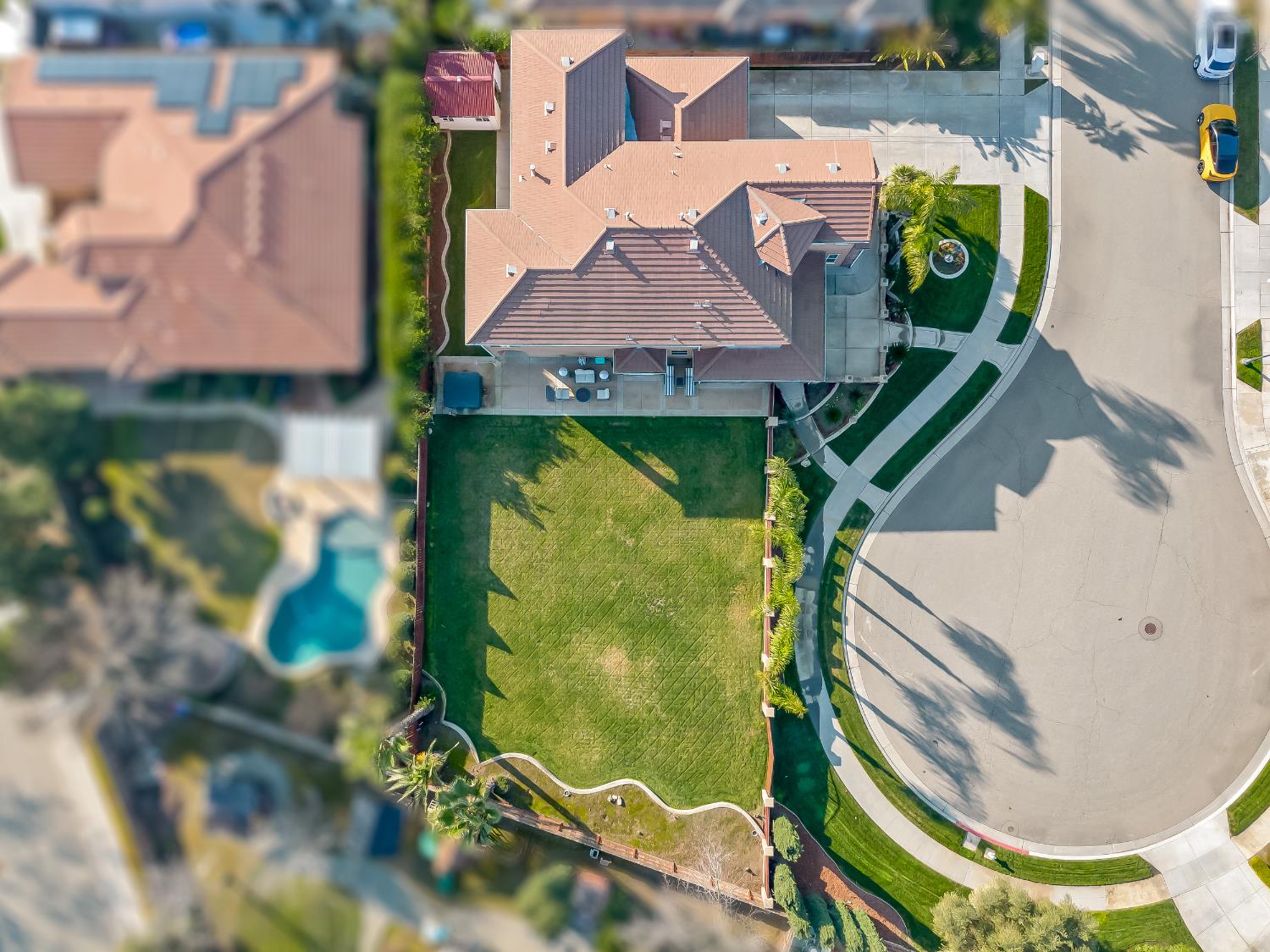 1152 Lester Ave, Clovis, CA 93619