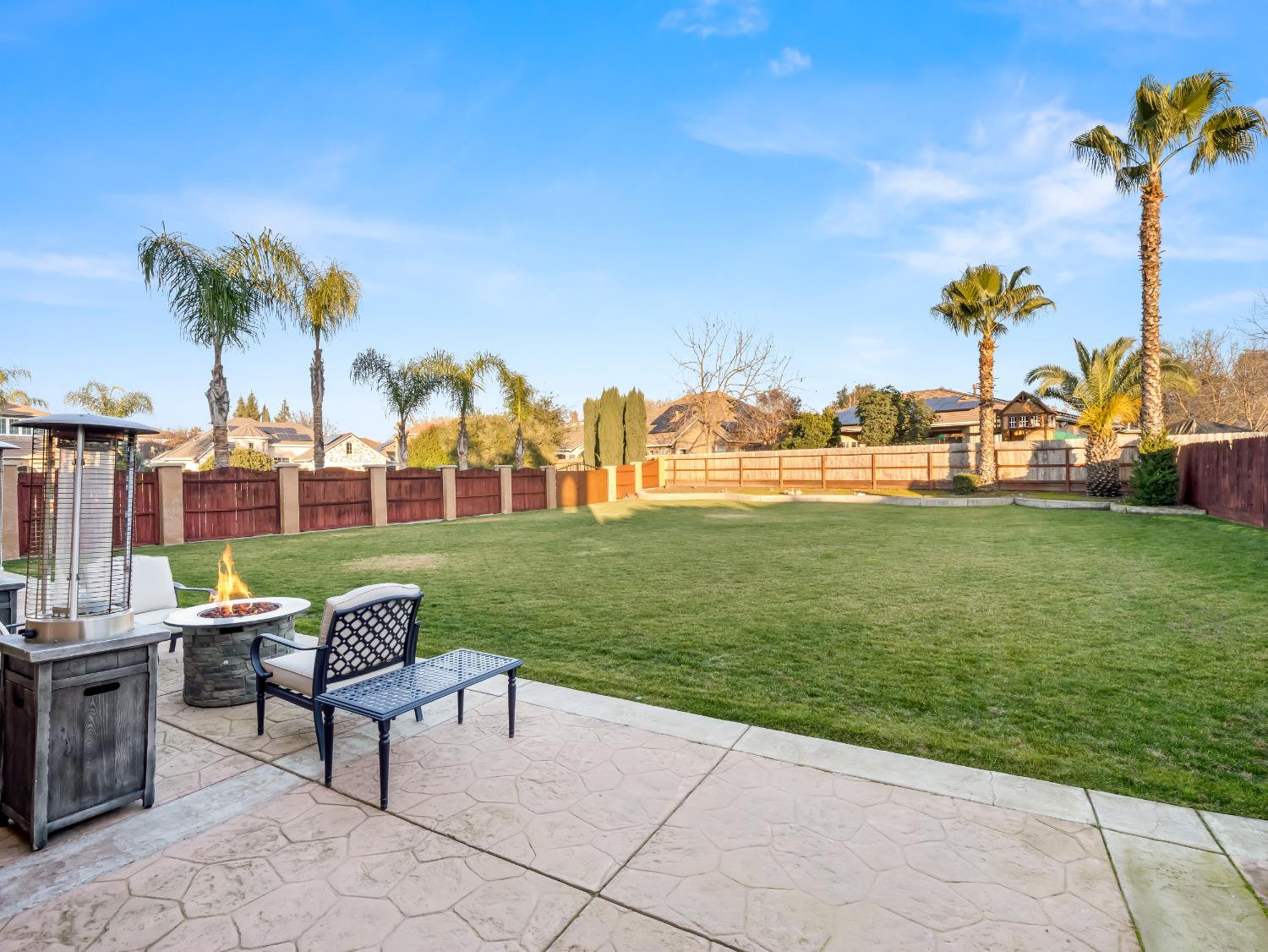 1152 Lester Ave, Clovis, CA 93619