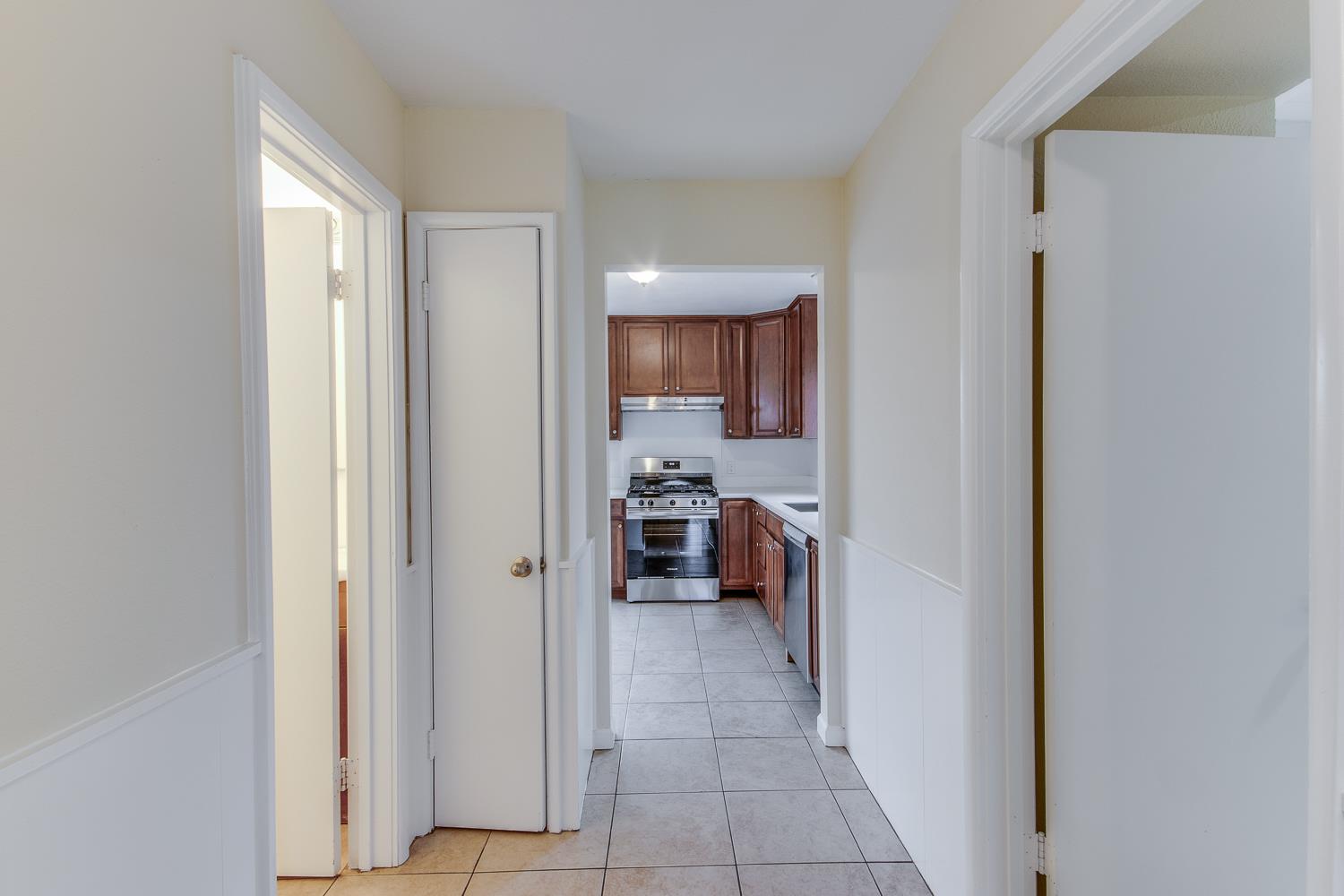 208 W Hampton Way, Fresno, CA 93705